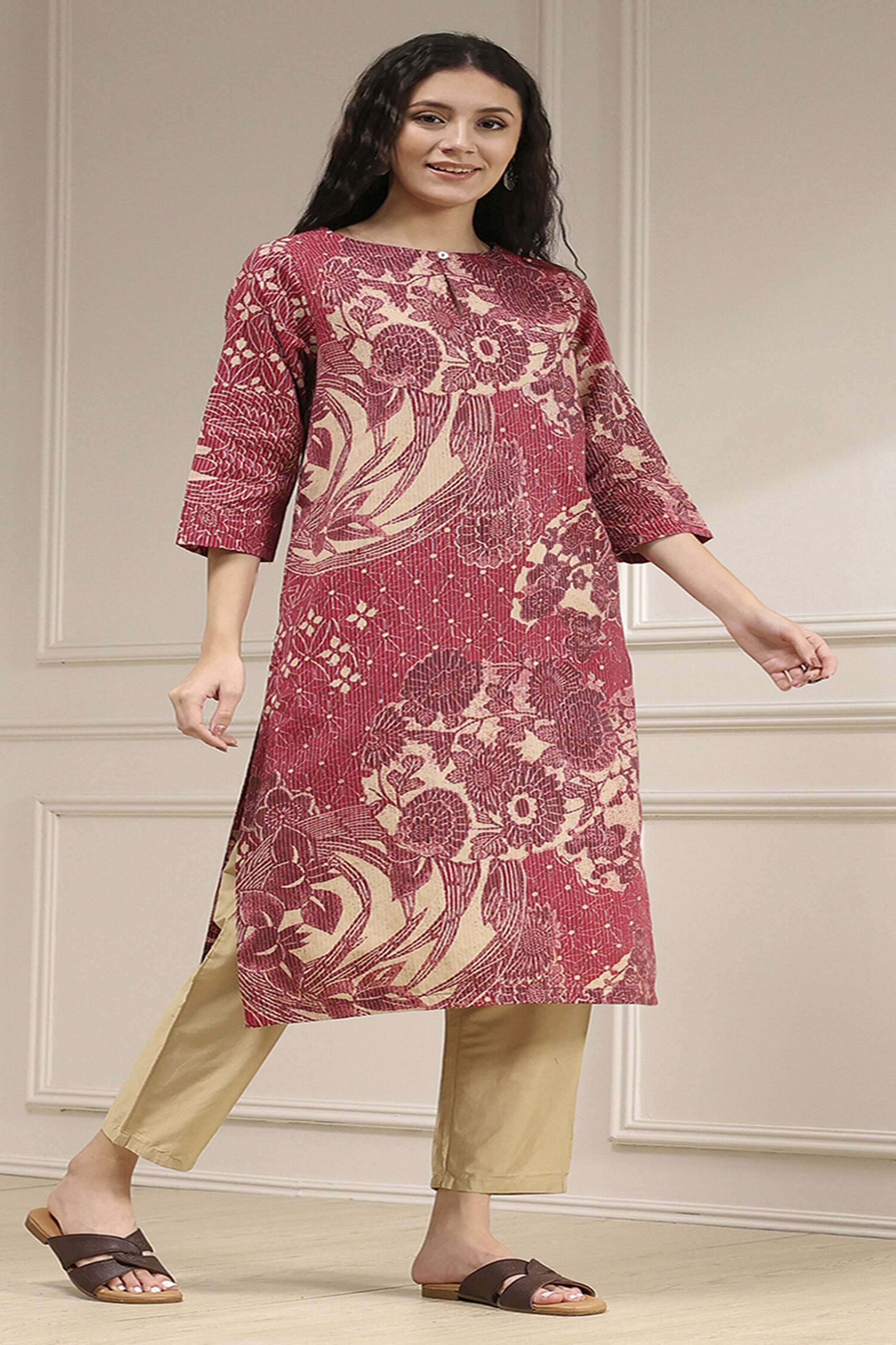 Printed-Cotton-Y-Neck-Women-s-Festive-Wear-Kurta