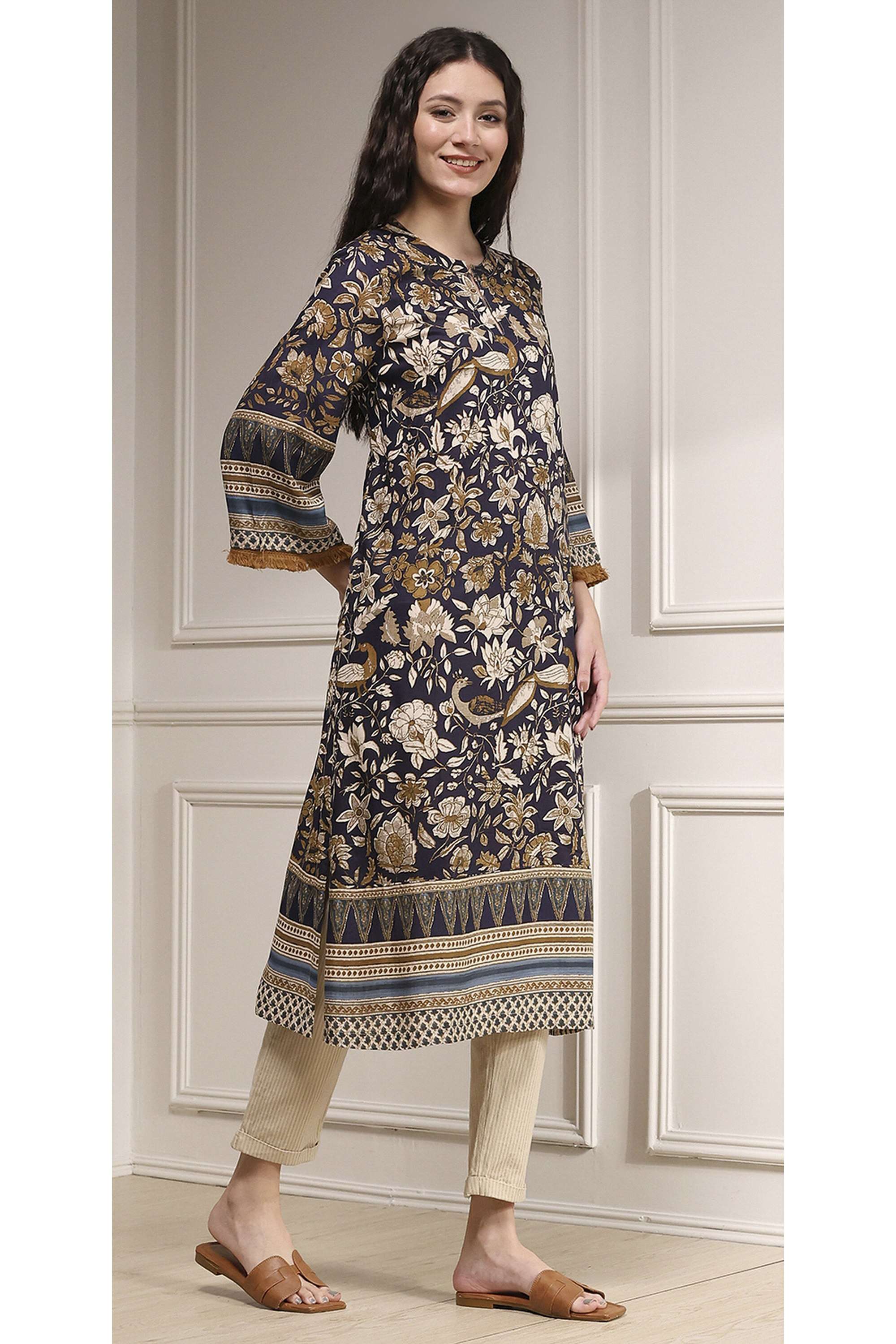 Printed-Rayon-Y-Neck-Women-Festive-Wear-Kurta