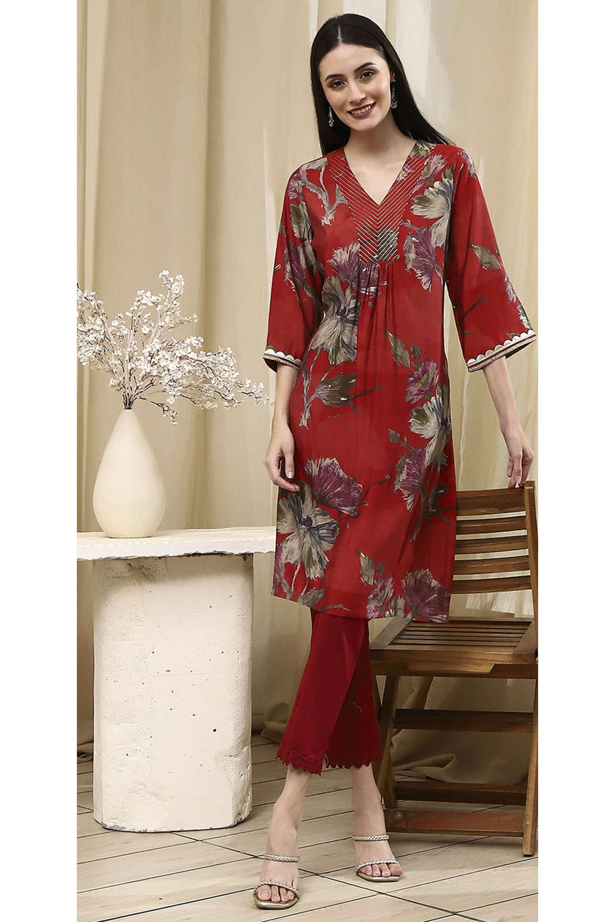 Printed-Viscose-V-Neck-Women-s-Festive-Wear-Kurta