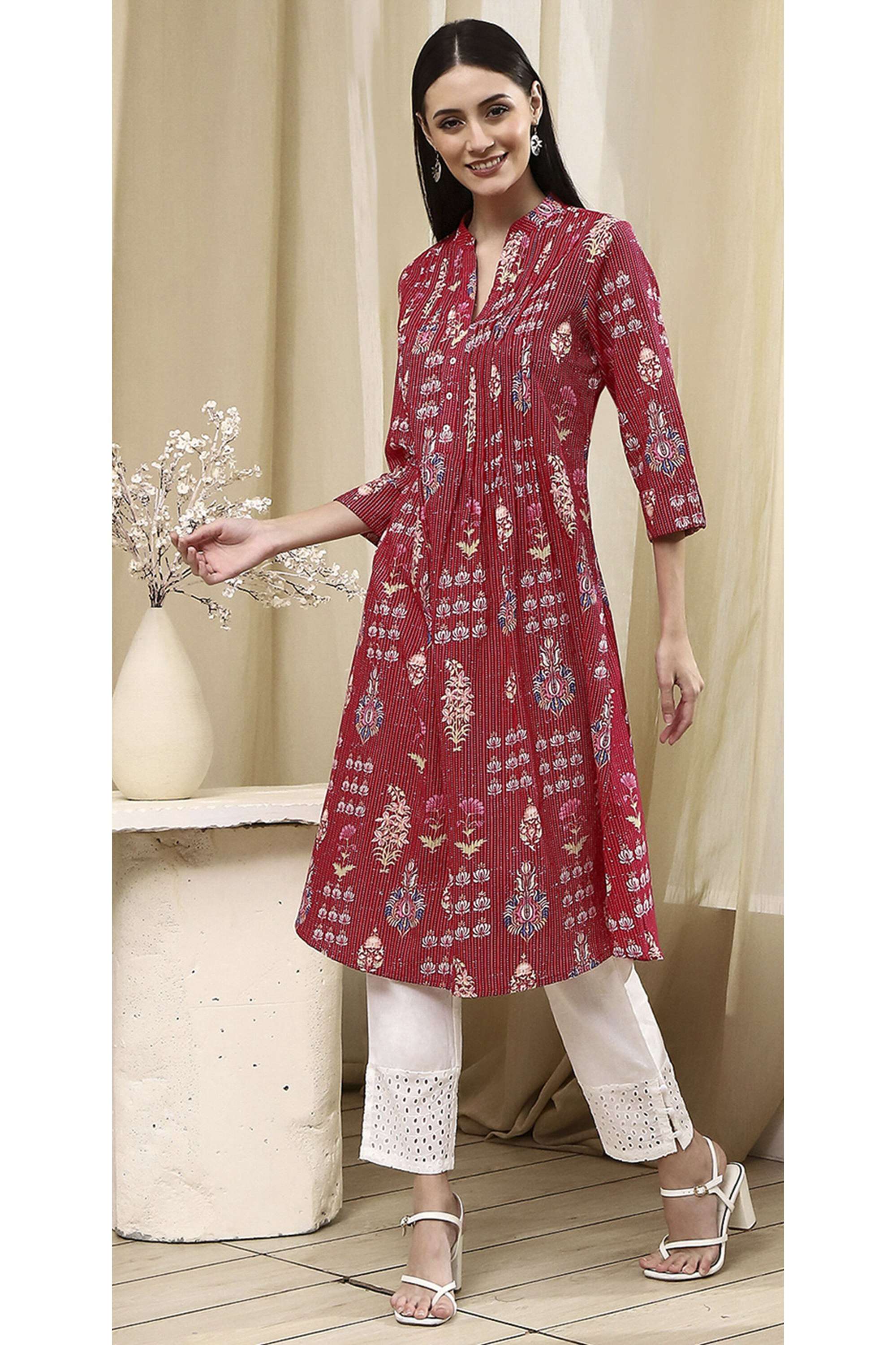 Printed-Cotton-Y-Neck-Women-Festive-Wear-Kurta