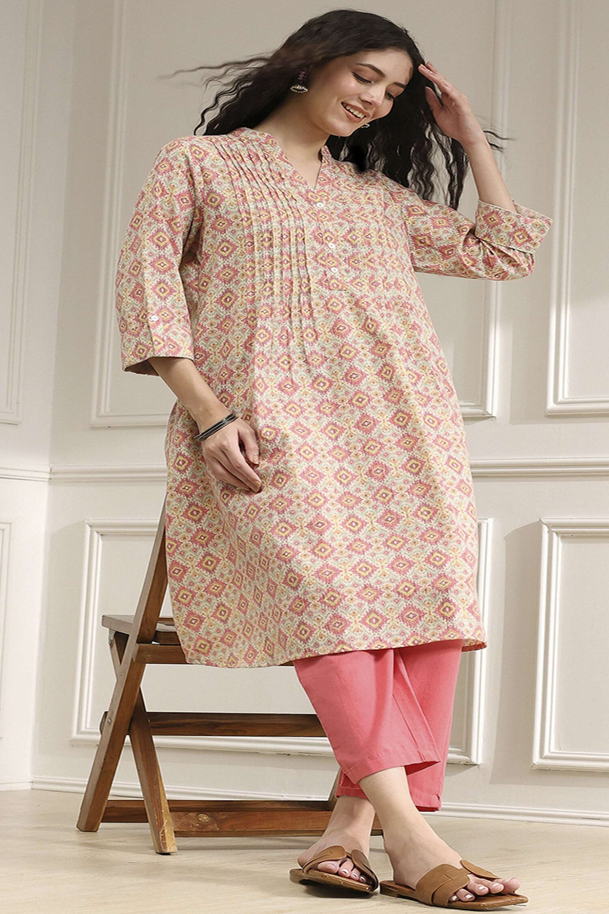 Printed-Polyester-V-Neck-Women-s-Festive-Wear-Kurta