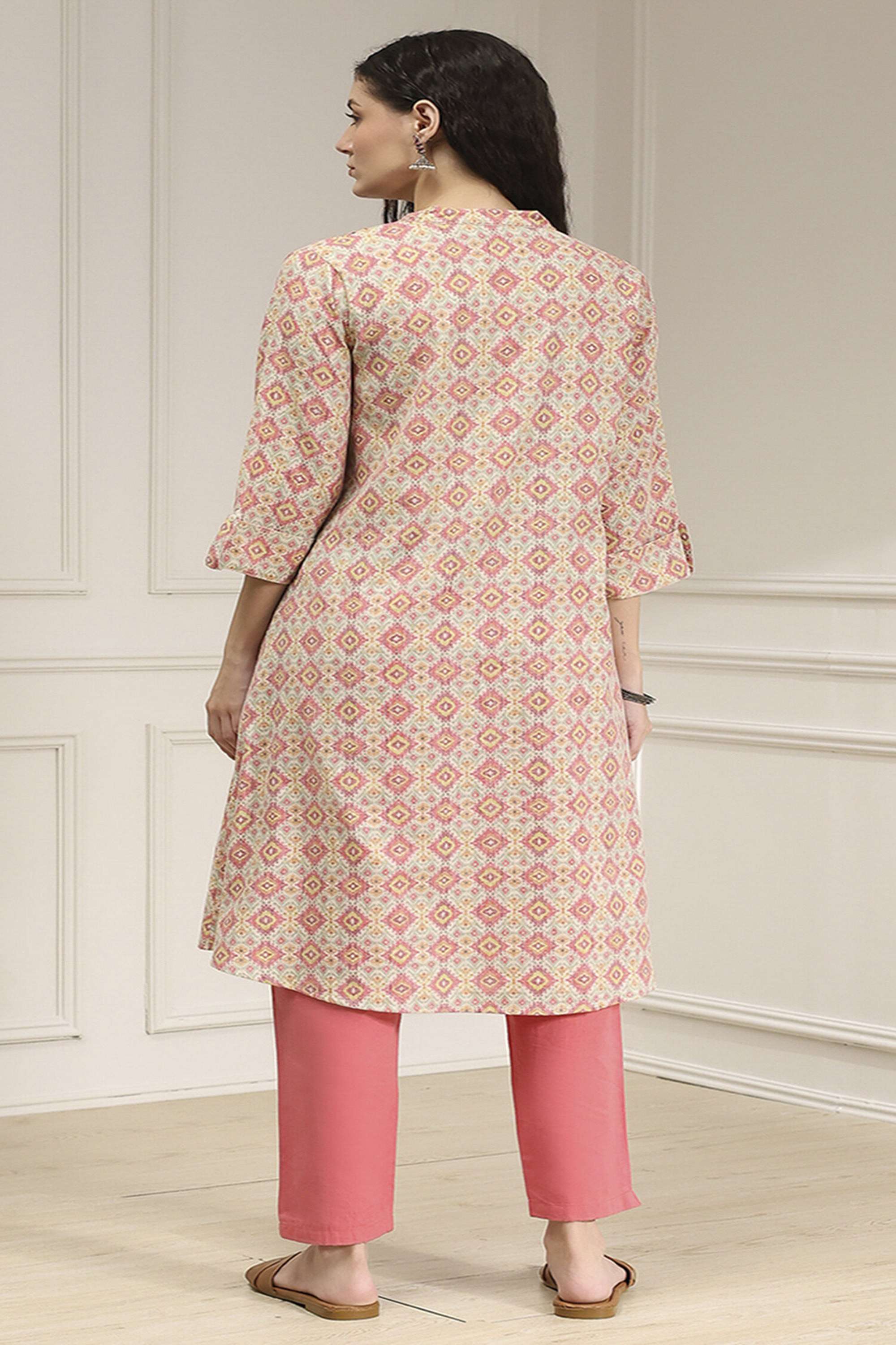 Printed-Polyester-V-Neck-Women-s-Festive-Wear-Kurta