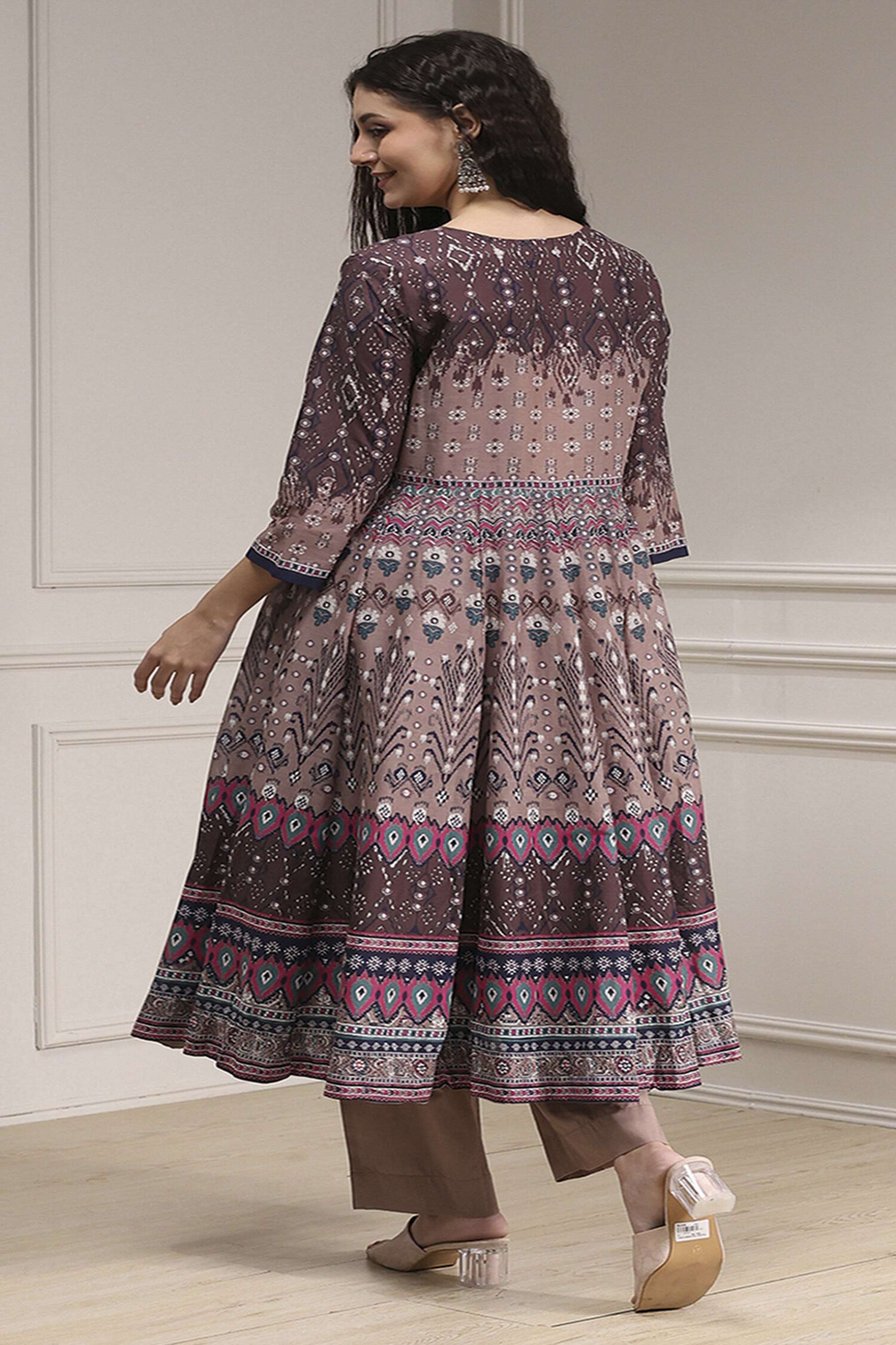 Printed-Cotton-Round-Neck-Women-s-Festive-Wear-Kurta-Set
