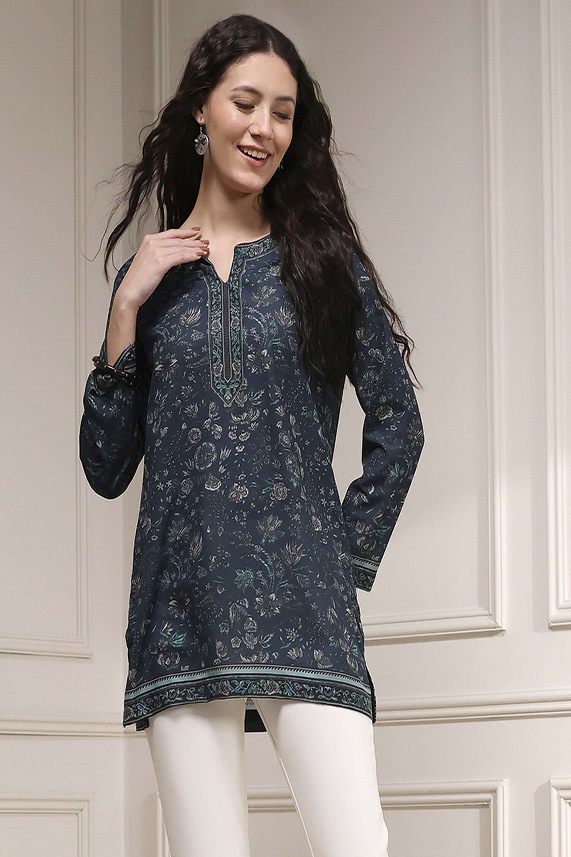 Printed-Polyester-Round-Neck-Women-s-Festive-Wear-Kurta
