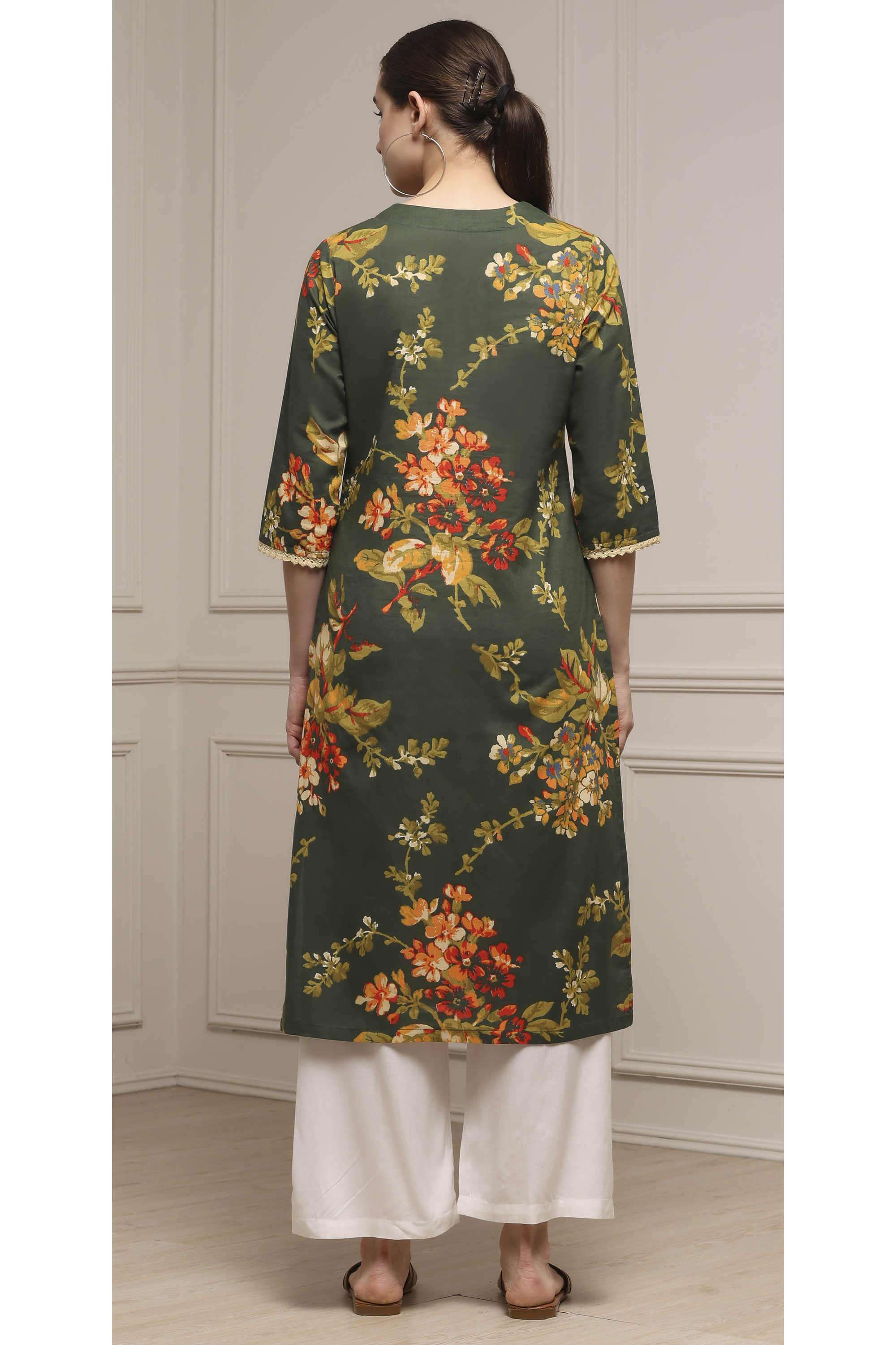 Floral-Cotton-Y-Neck-Women-Fusion-Wear-Kurta