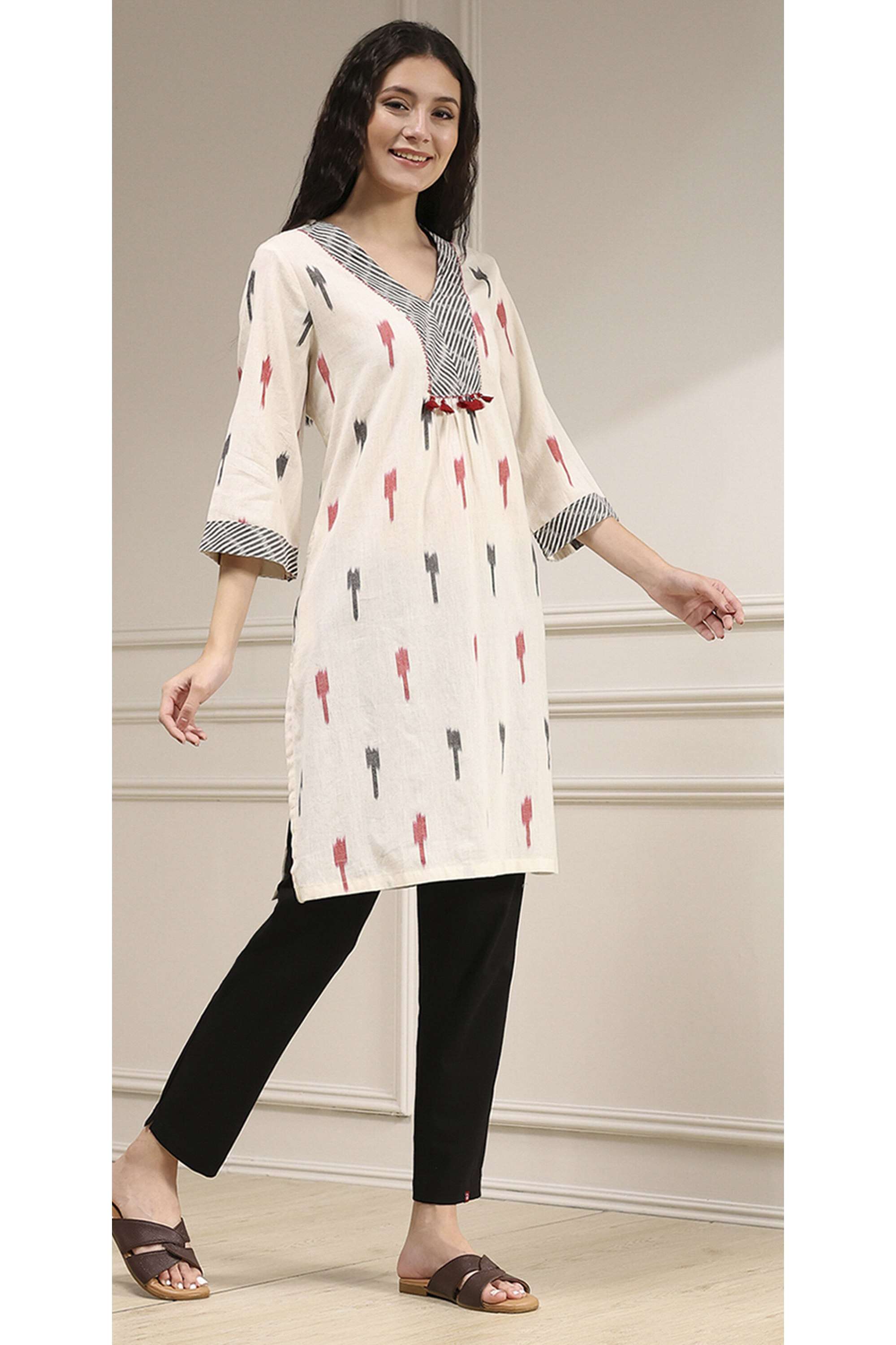 Tie-&-Dye-Cotton-V-Neck-Women-s-Festive-Wear-Kurta