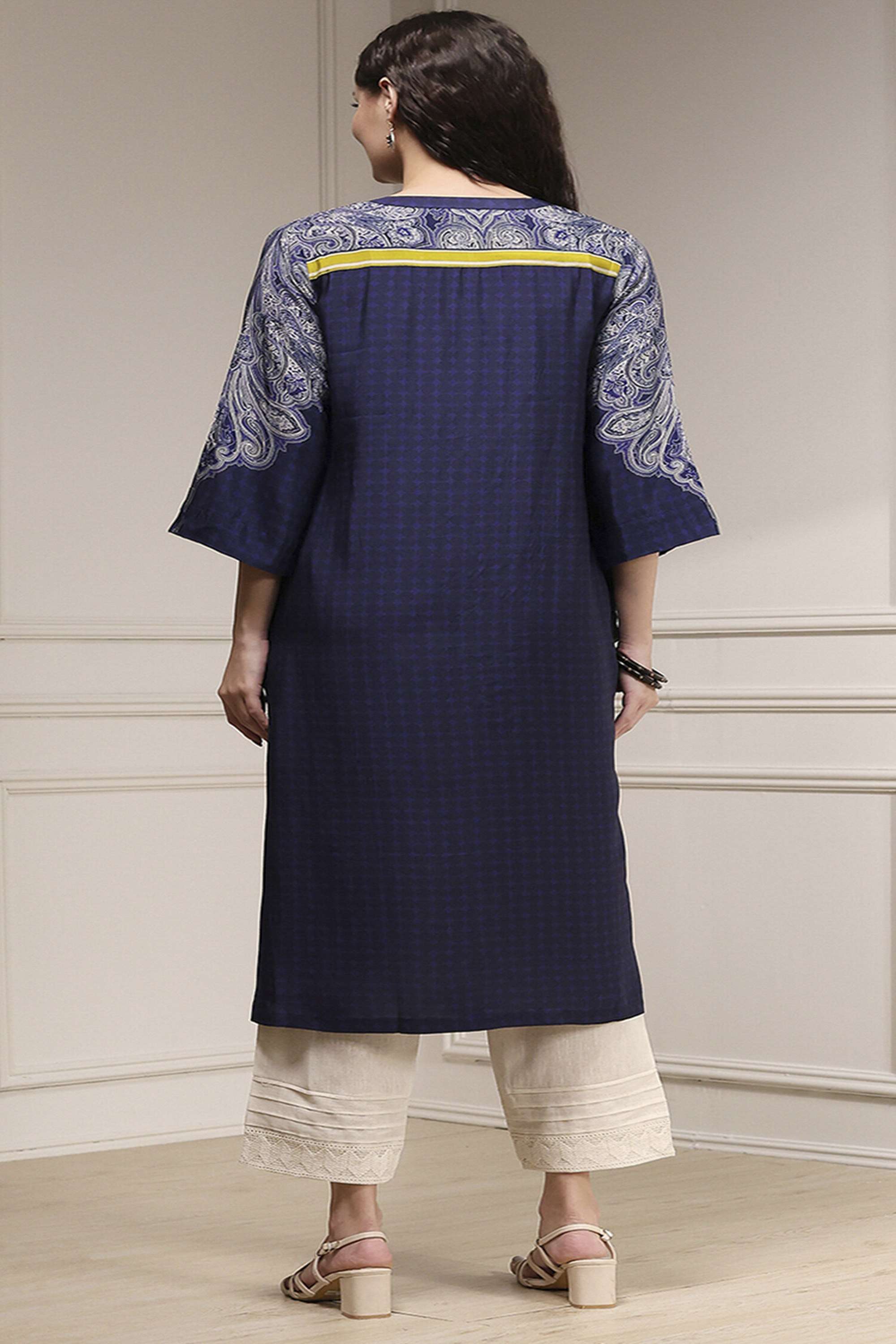 Printed-Blended-Fabric-Y-Neck-Women-s-Festive-Wear-Kurta