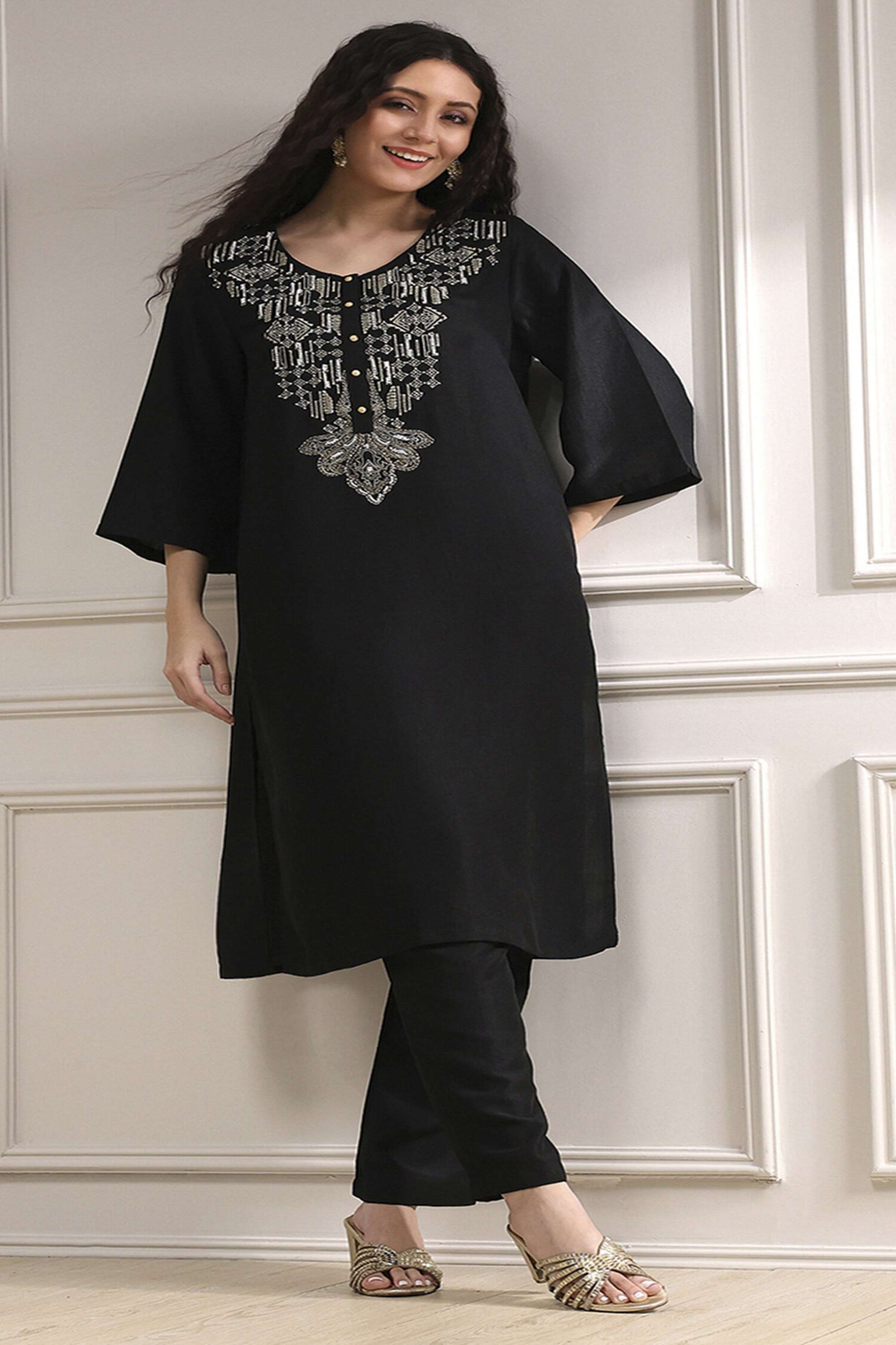 Solid-Viscose-Round-Neck-Women-s-Festive-Wear-Kurta
