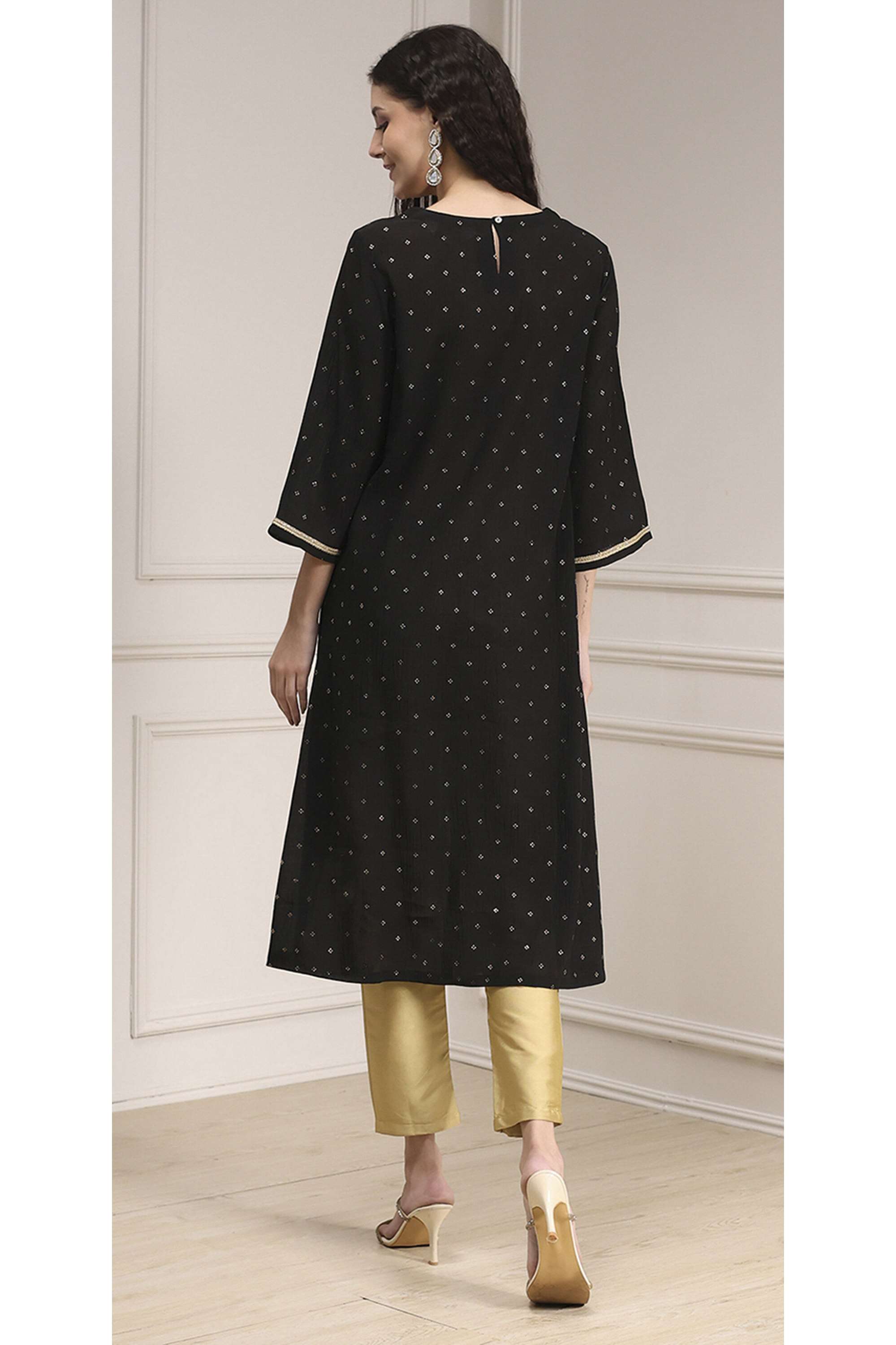 Solid-Polyester-Round-Neck-Women-Festive-Wear-Kurta