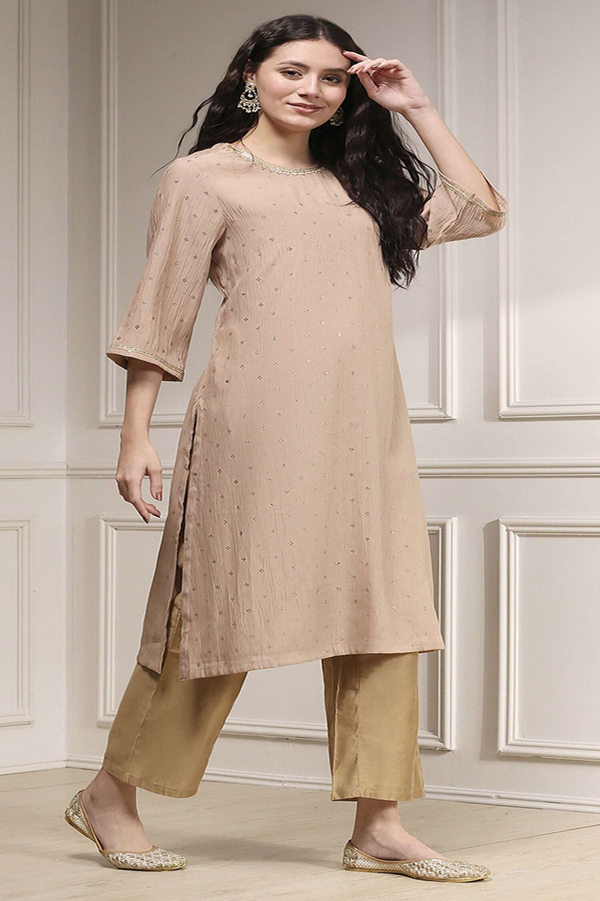 Solid-Polyester-Round-Neck-Women-Festive-Wear-Kurta