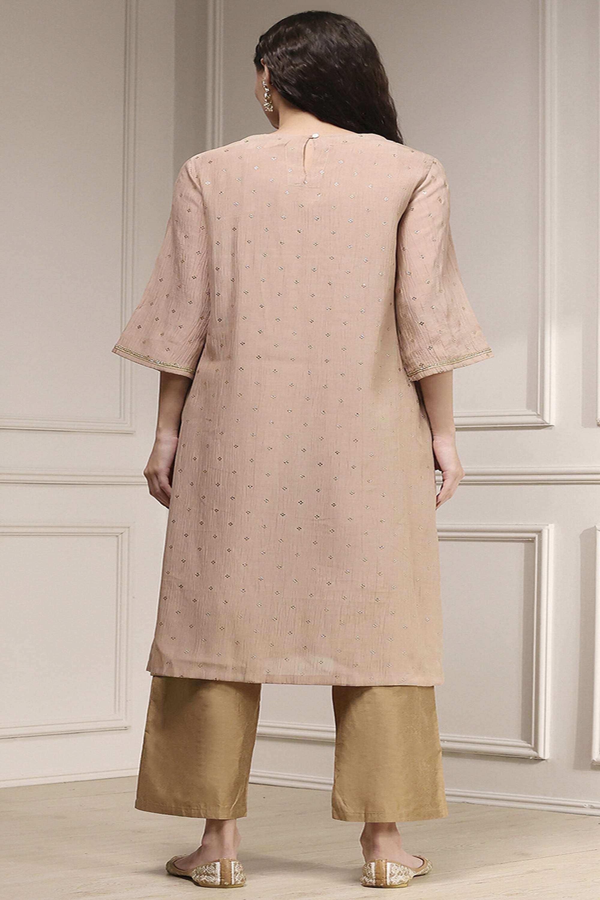 Embroidered-Polyester-Round-Neck-Women-Fusion-Wear-Kurta