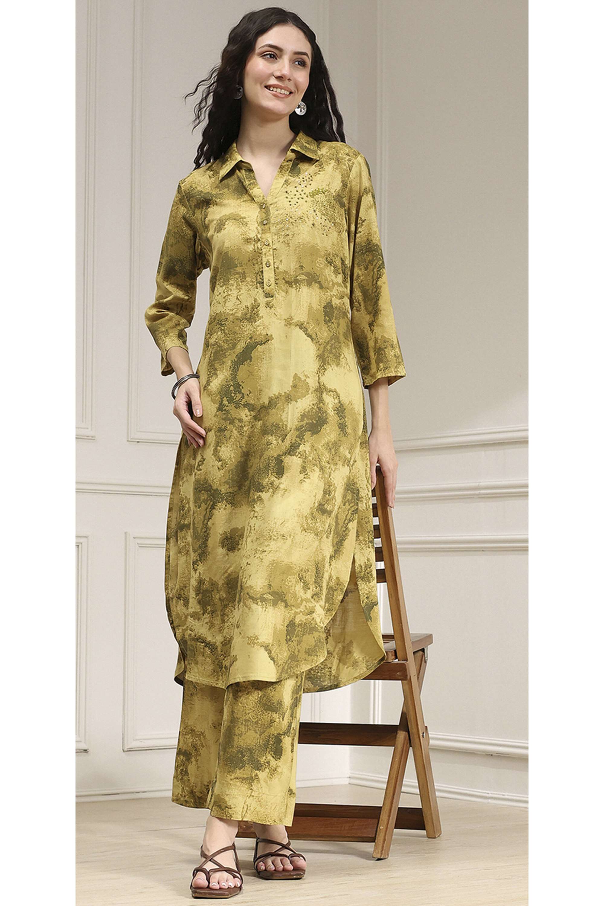 Printed-Cotton-Polo-Women-s-Festive-Wear-Kurta-Set