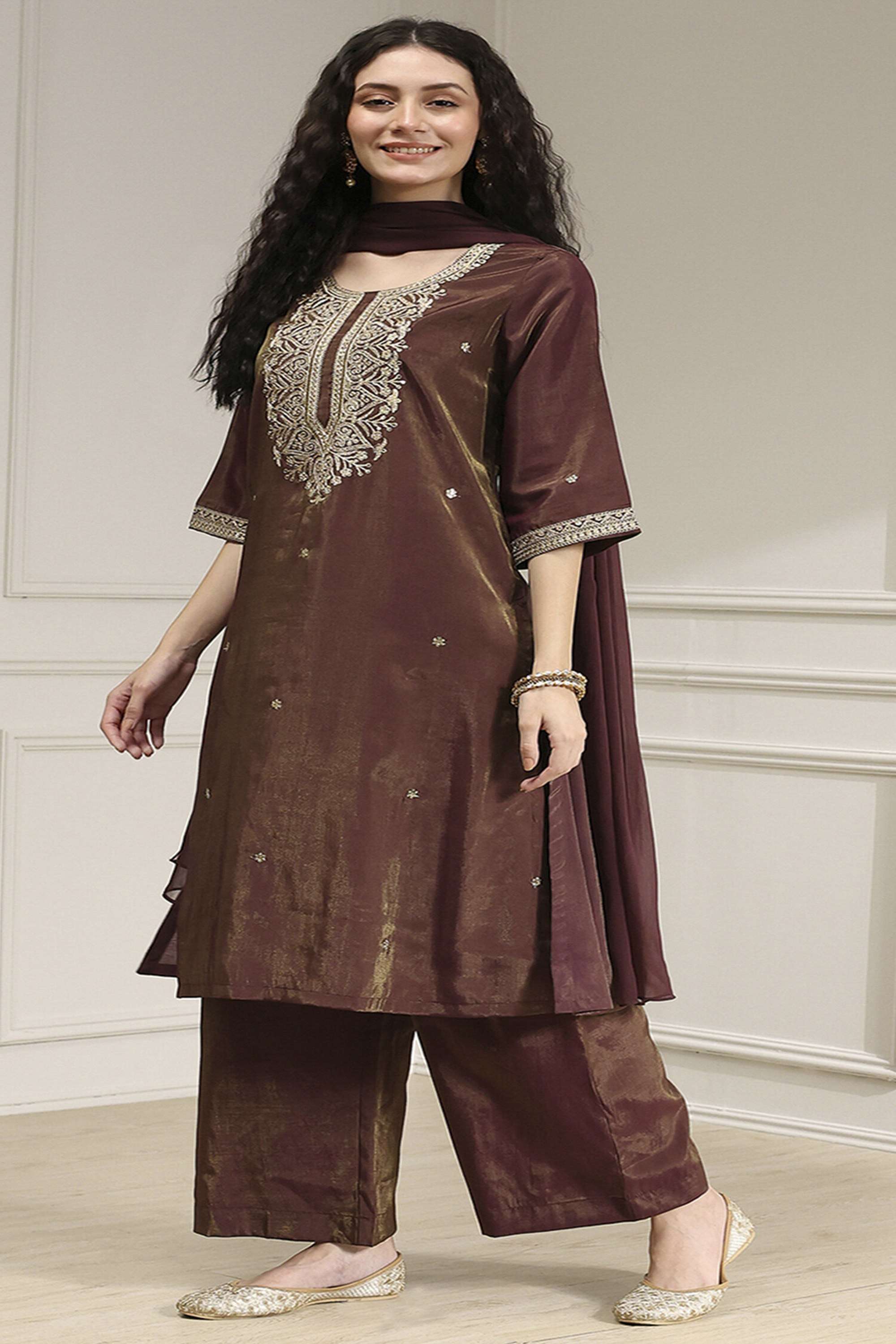 Solid-Viscose-Round-Neck-Women-s-Festive-Wear-Kurta-Set