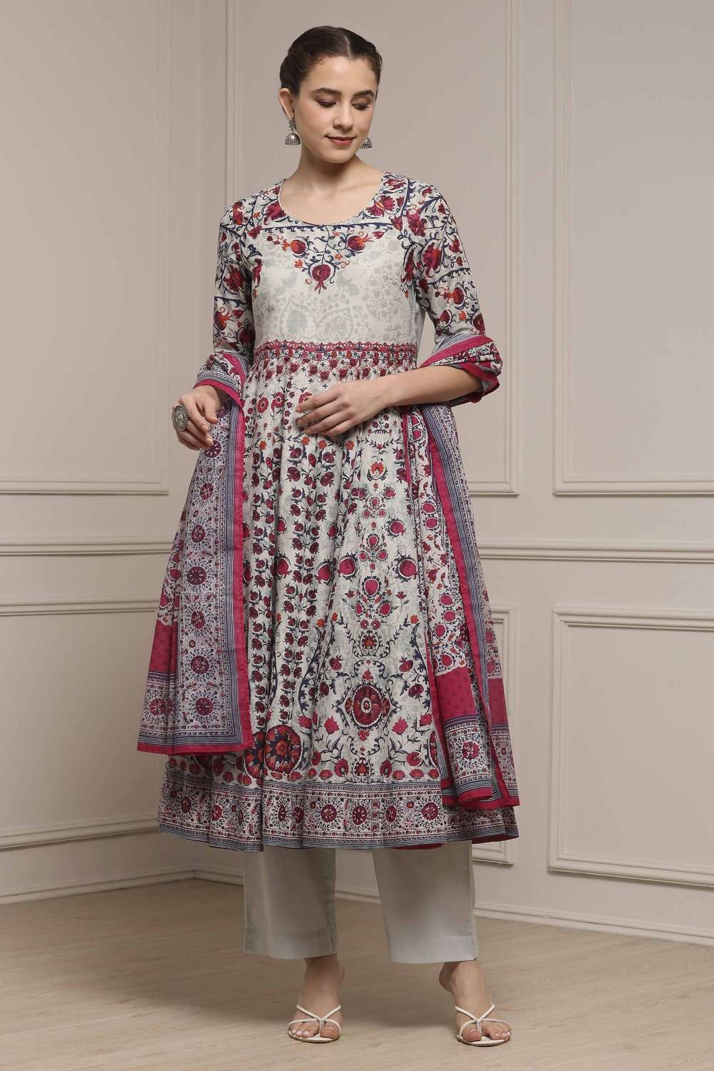 Textured-Cotton-Women-s-Festive-Wear-Kurta-Set