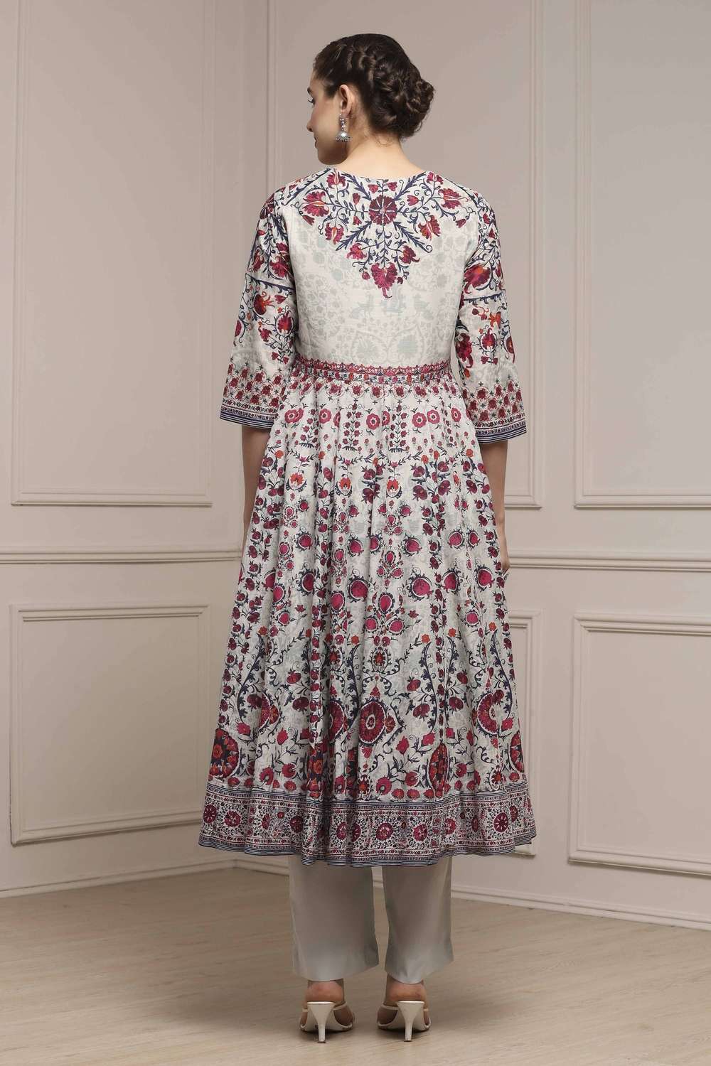 Textured-Cotton-Women-s-Festive-Wear-Kurta-Set