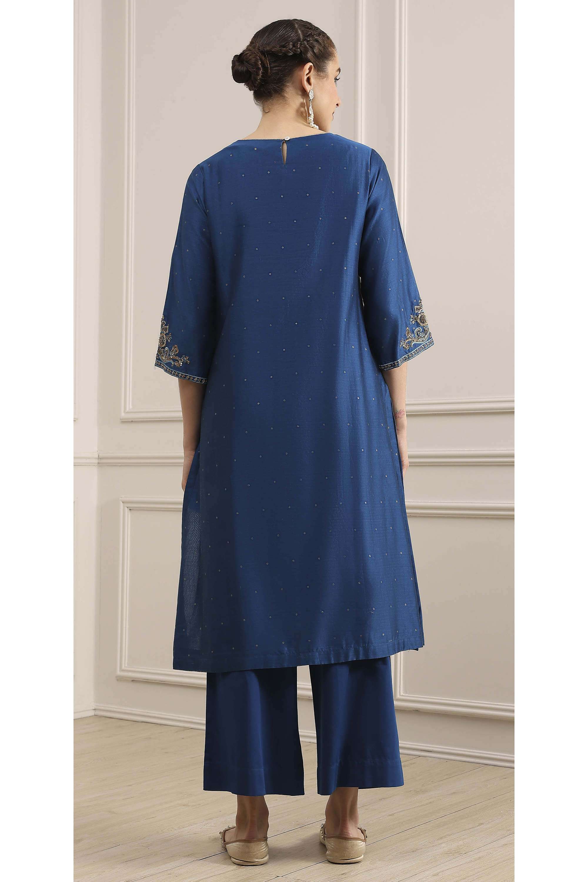 Solid-Silk-Straight-Fit-Women-s-Kurta-Set
