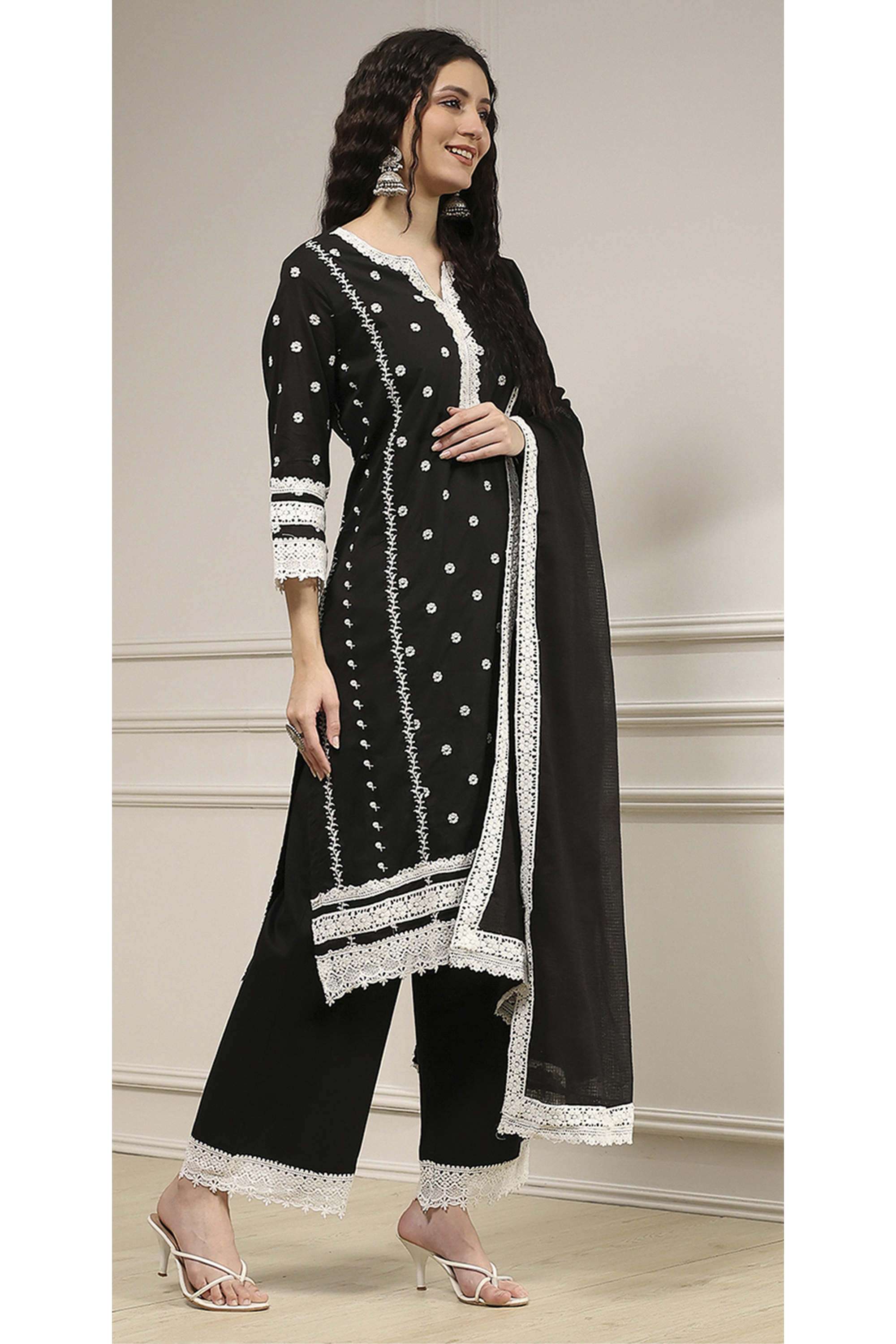 Solid-Silk-Straight-Fit-Women-s-Kurta-Set