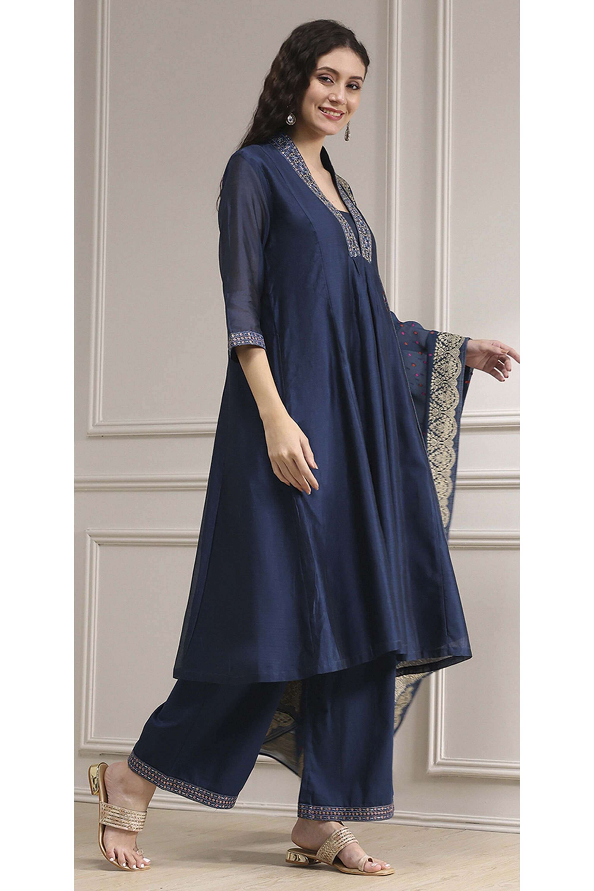 Solid-Silk-Relaxed-Fit-Women-s-Kurta-Set