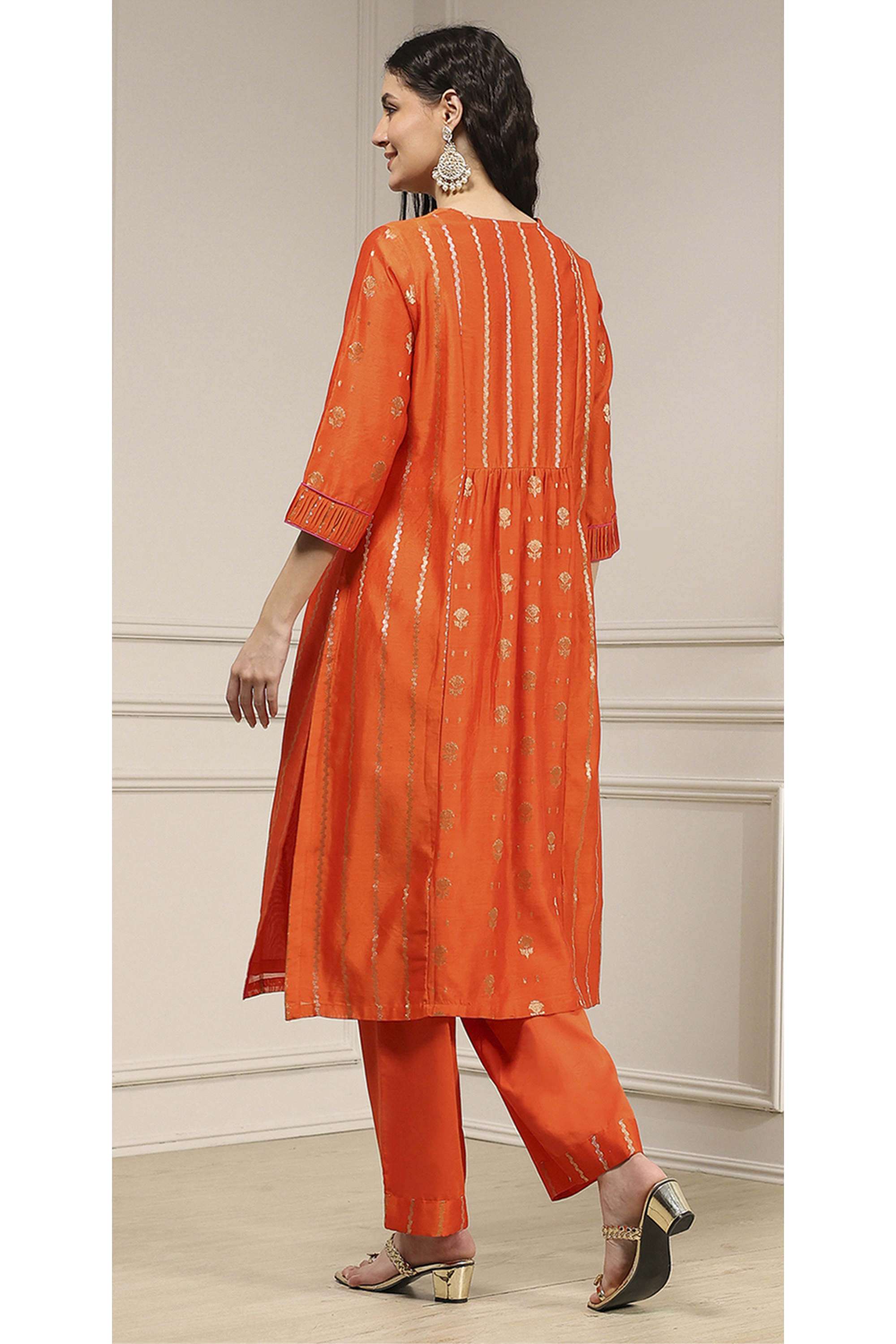 Solid-Silk-Straight-Fit-Women-s-Kurta-Set