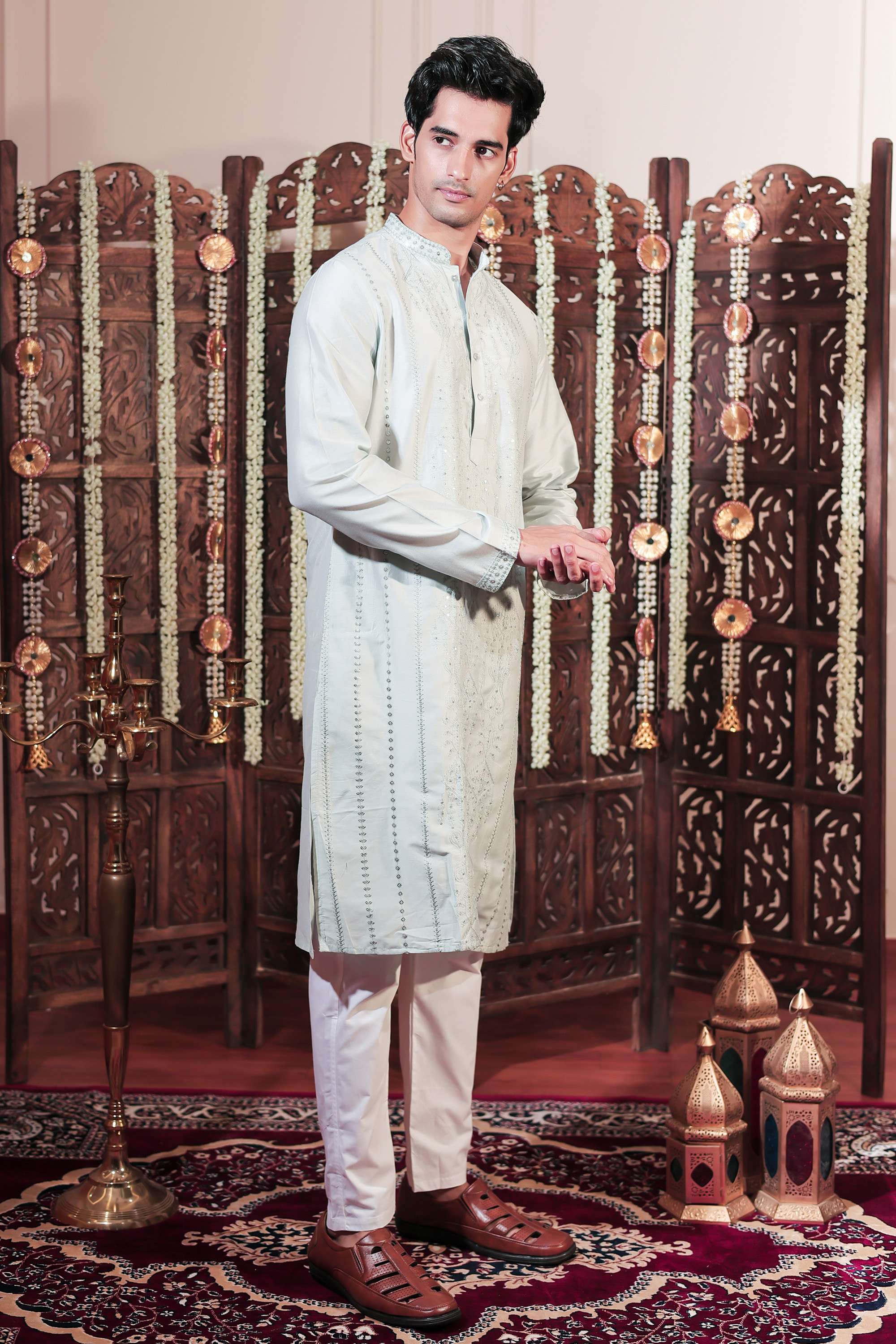 Embellished-Viscose-Men-s-Festive-Wear-Kurta