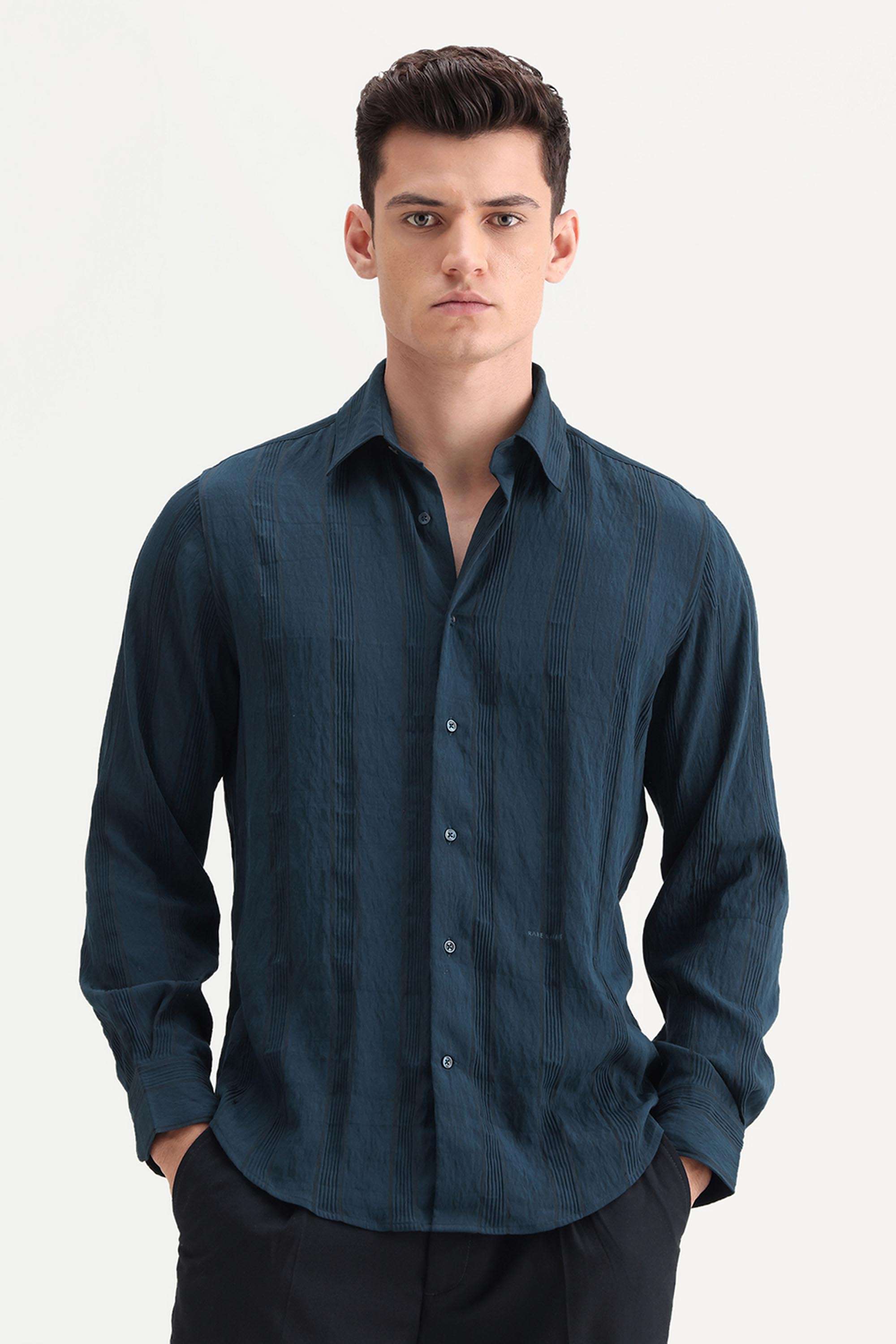 Solid-Cotton-Regular-Fit-Men-s-Casual-Shirt