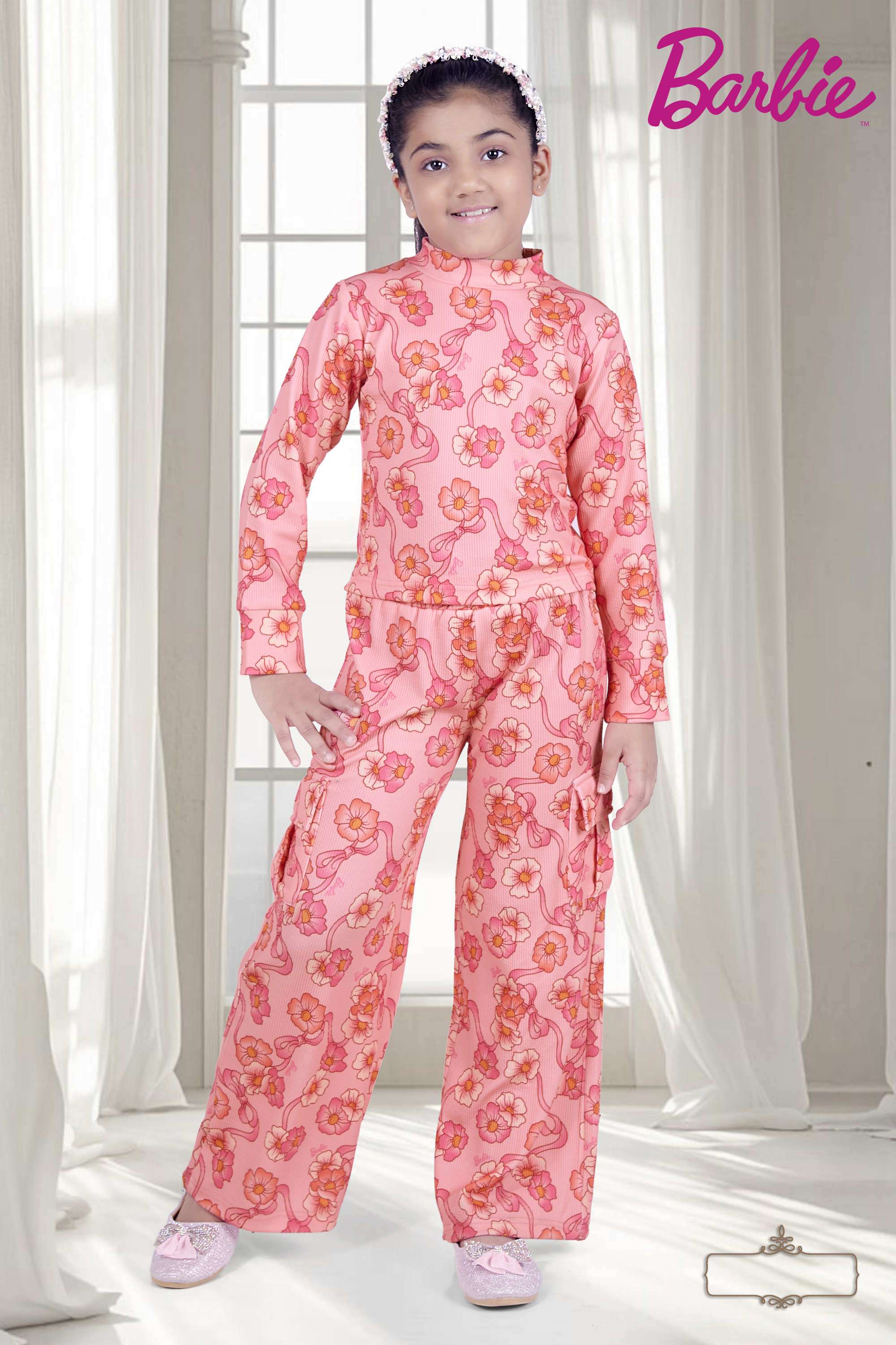 Printed-Polyester-Full-Length-Girls-Clothing-Set