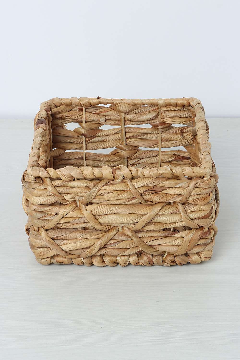 Water-Hyacinth-Artisal-Organiser-12-Cm