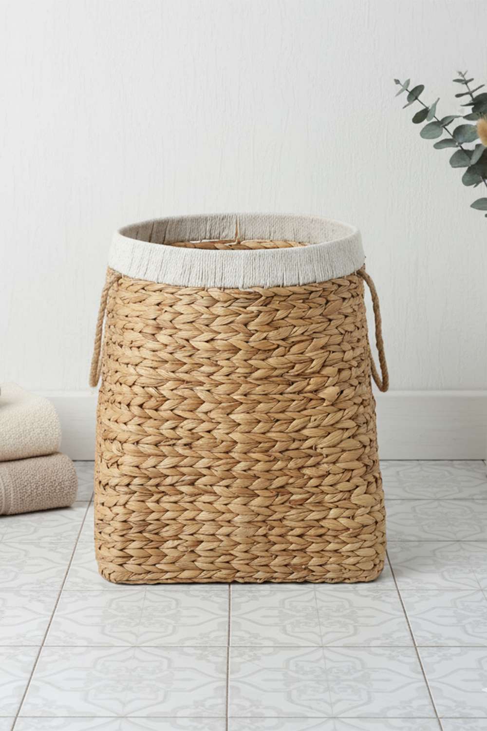 Water-Hyacinth-Prism-Laundry-35-Cm