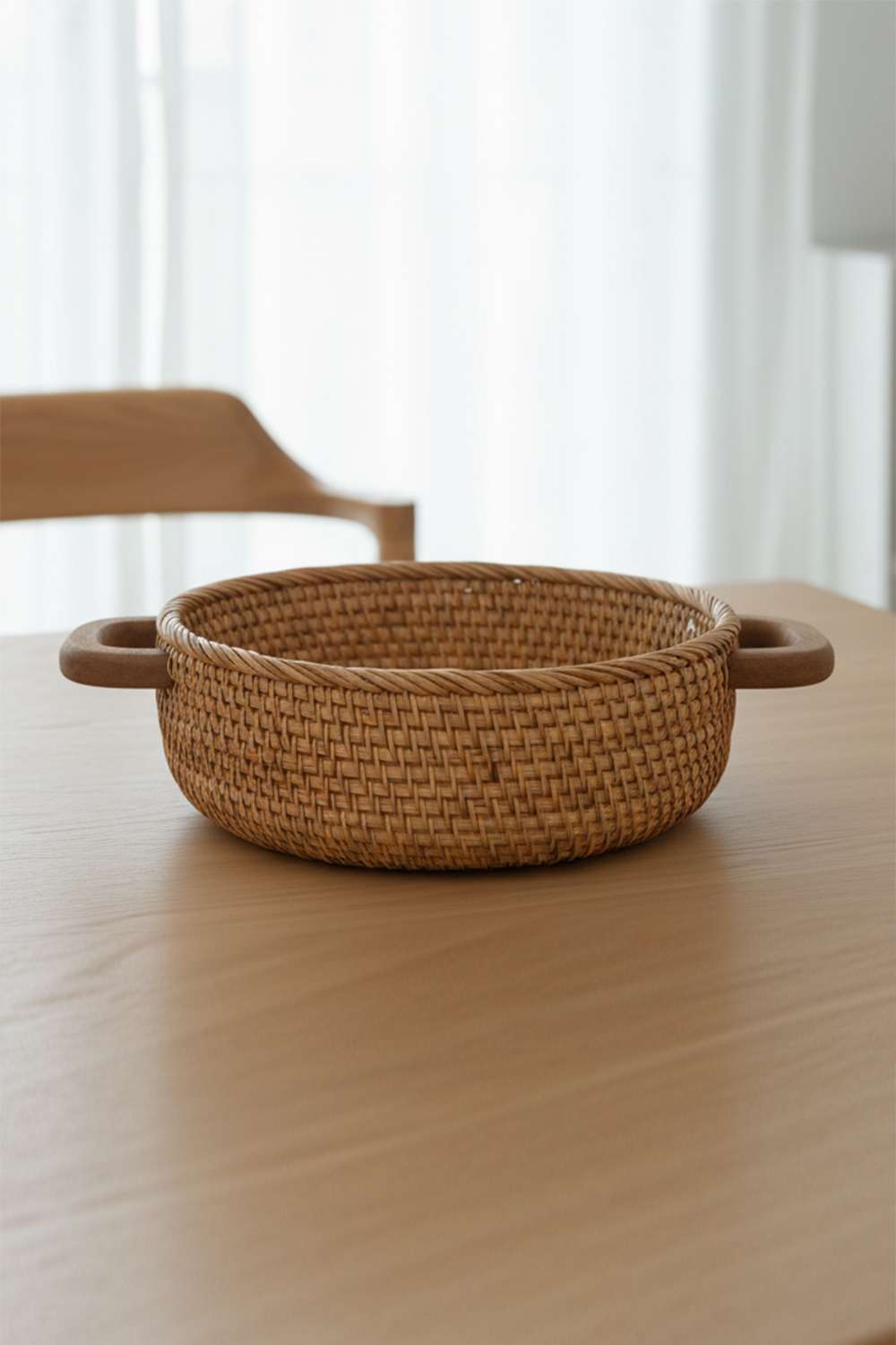 Rattan-Basket-With-Wodn-Hndl-26-Cm