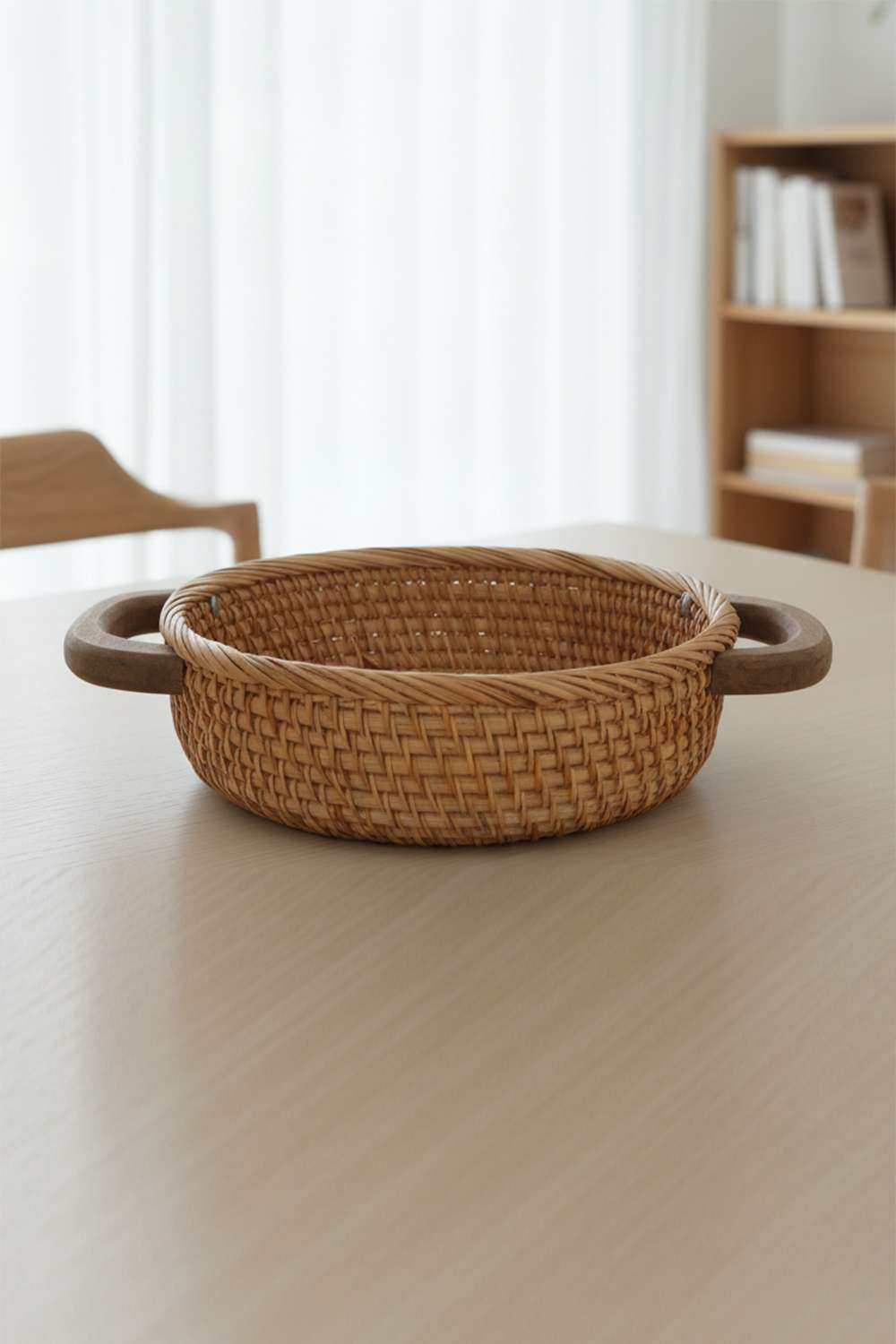 Rattan-Basket-With-Wodn-Hndl-20-Cm