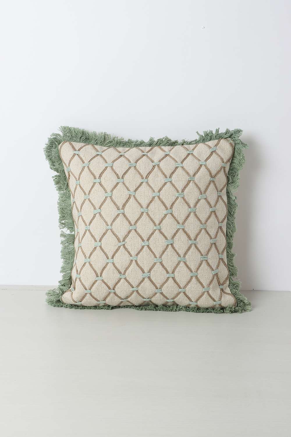 Jute-Trellis-Cushion-40-x-40-cm