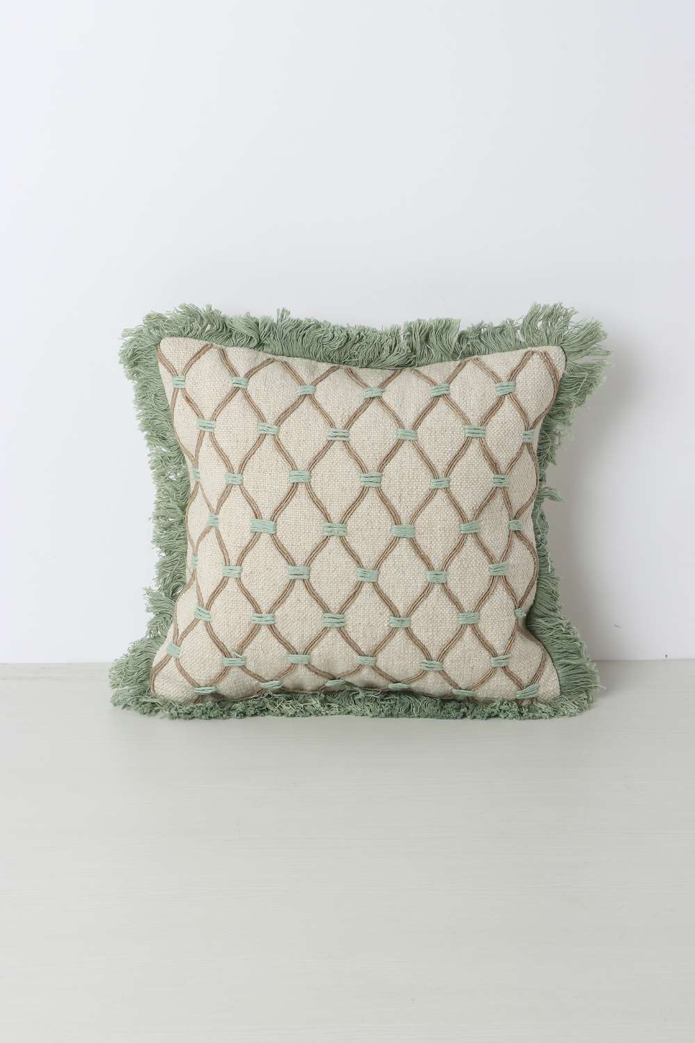 Jute-Trellis-Cushion-30-x-30-cm