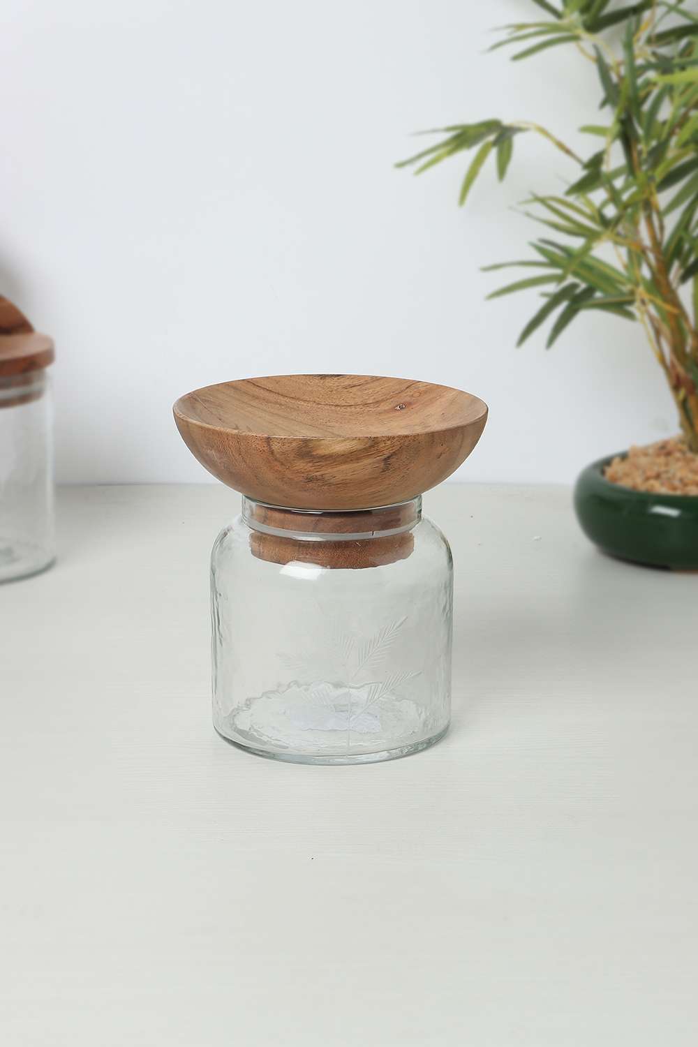 Glas-Etchd-Jar-Wth-Snack-Lid-570Ml