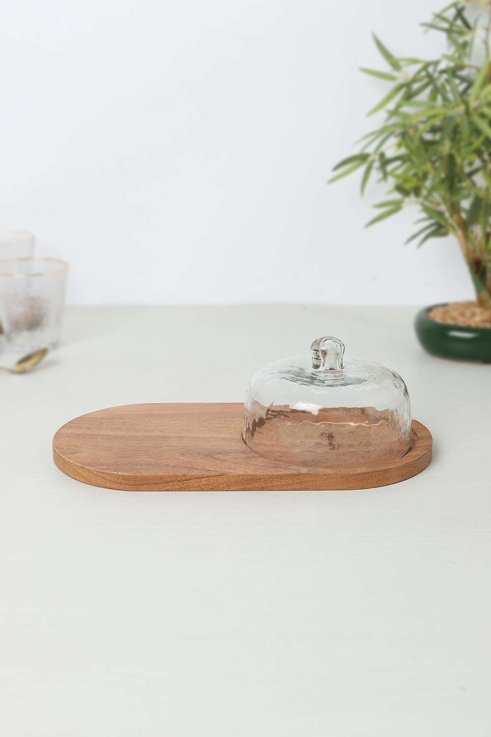 Snack-Platter-Wth-Cloche-Cvr-13X7-Cm