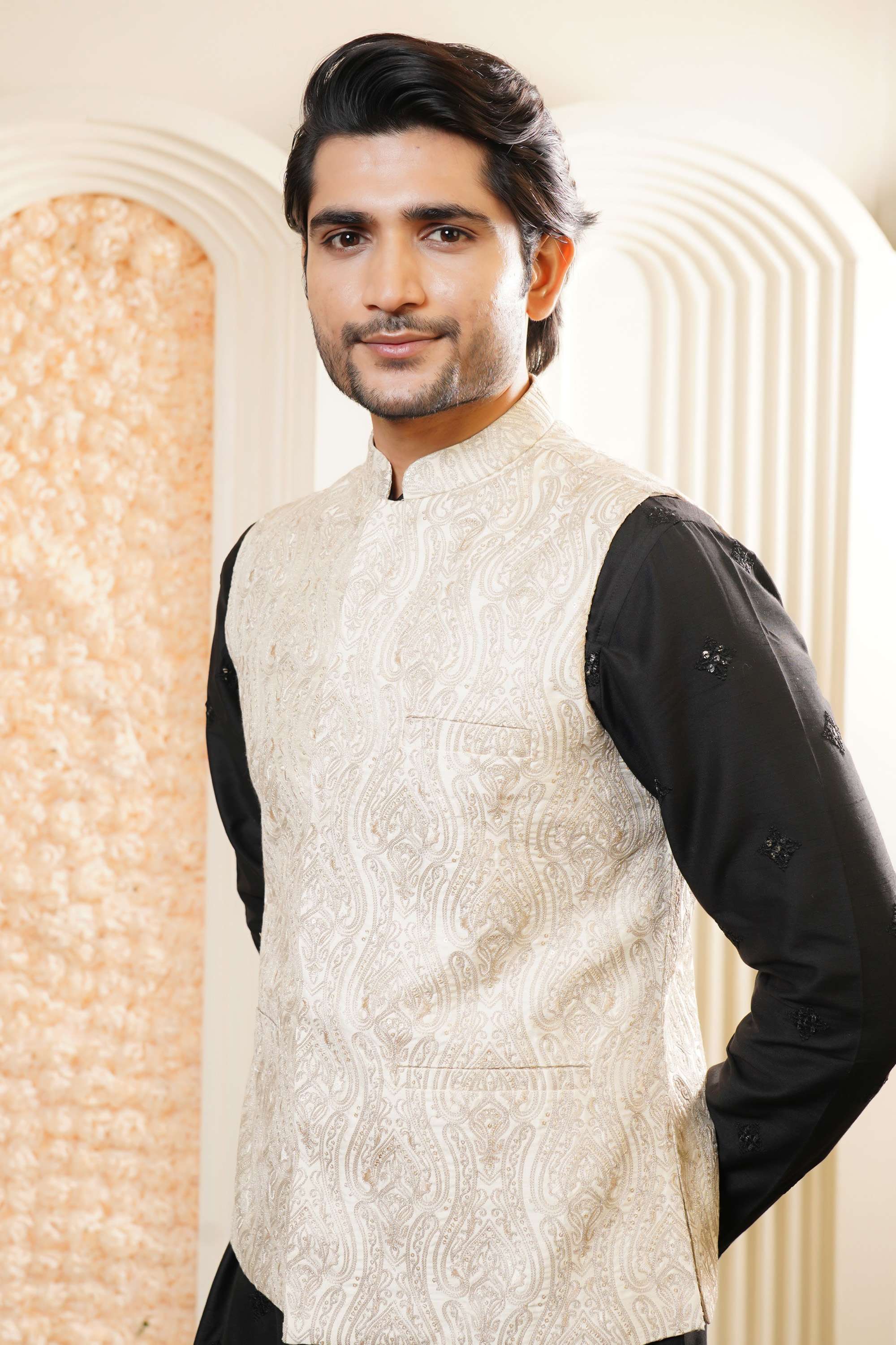 Embroidered-Blended-Fabric-Regular-Fit-Men-s-Festive-Wear-Waistcoat