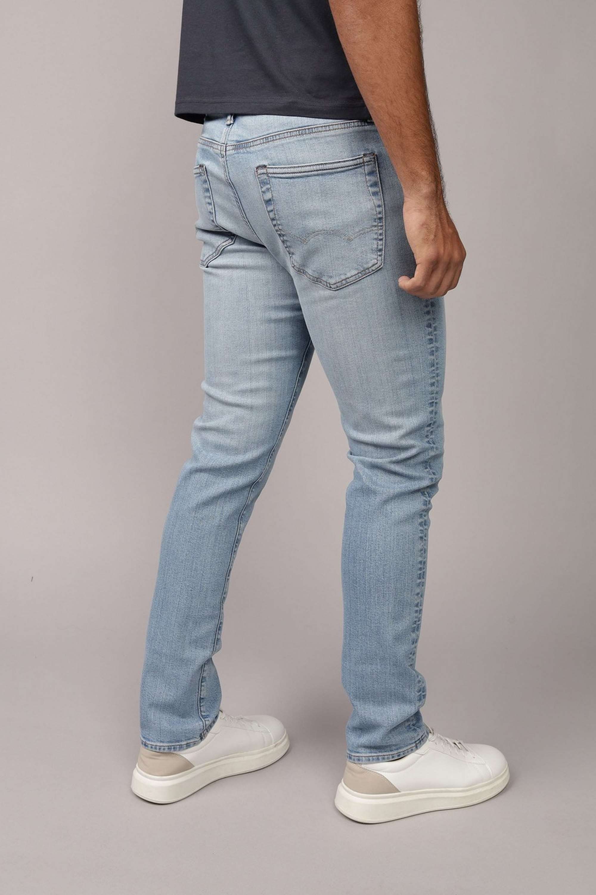 Light-Wash-Polyester-Cotton-Slim-Fit-Men-s-Jeans