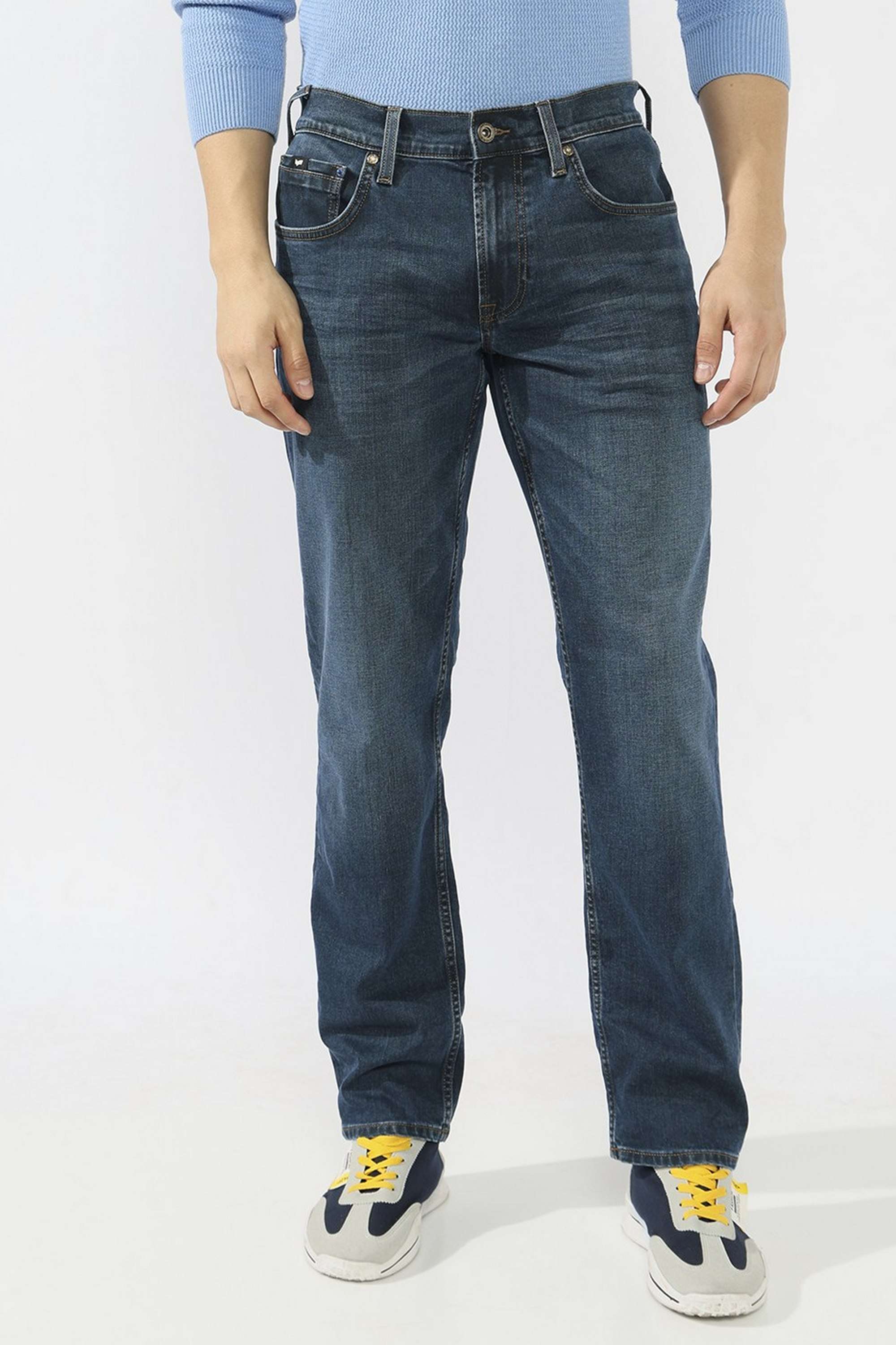 Solid-Blended-Fabric-Straight-Fit-Men-s-Jeans