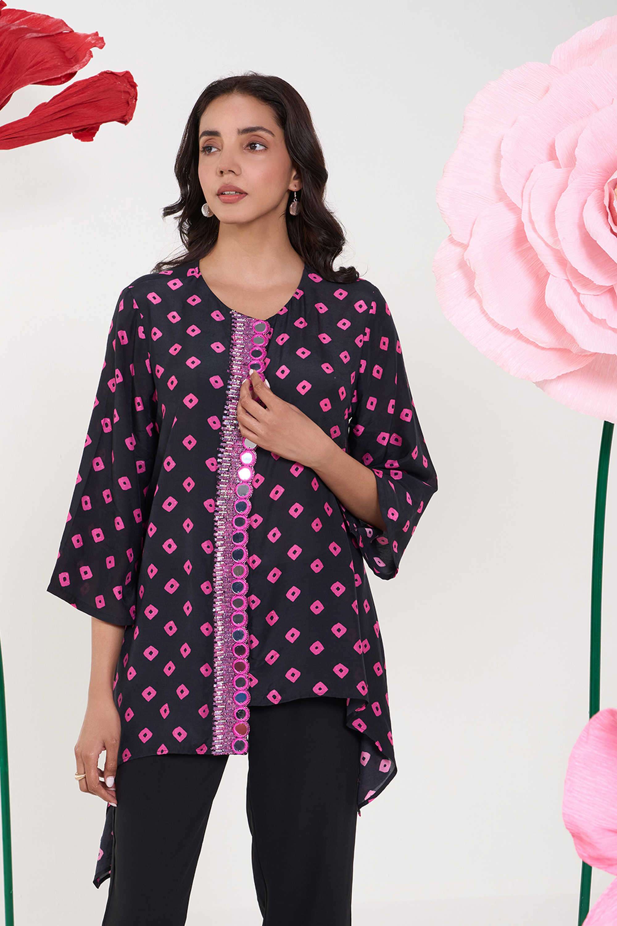 Textured-V-Neck-Blended-Fabric-Women-s-Regular-Wear-Shirt