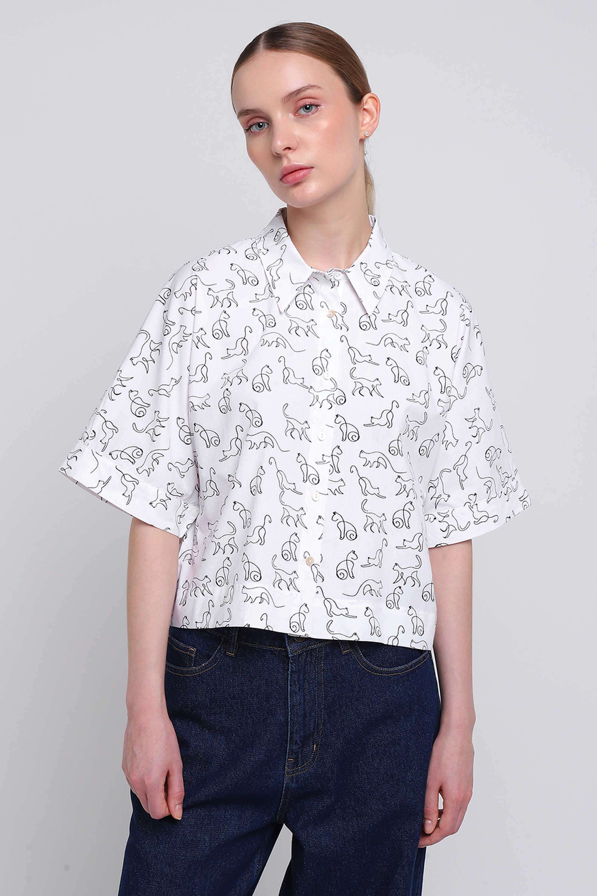 cover story Abstract Poplin Relaxed Fit Women's Top-picture-36