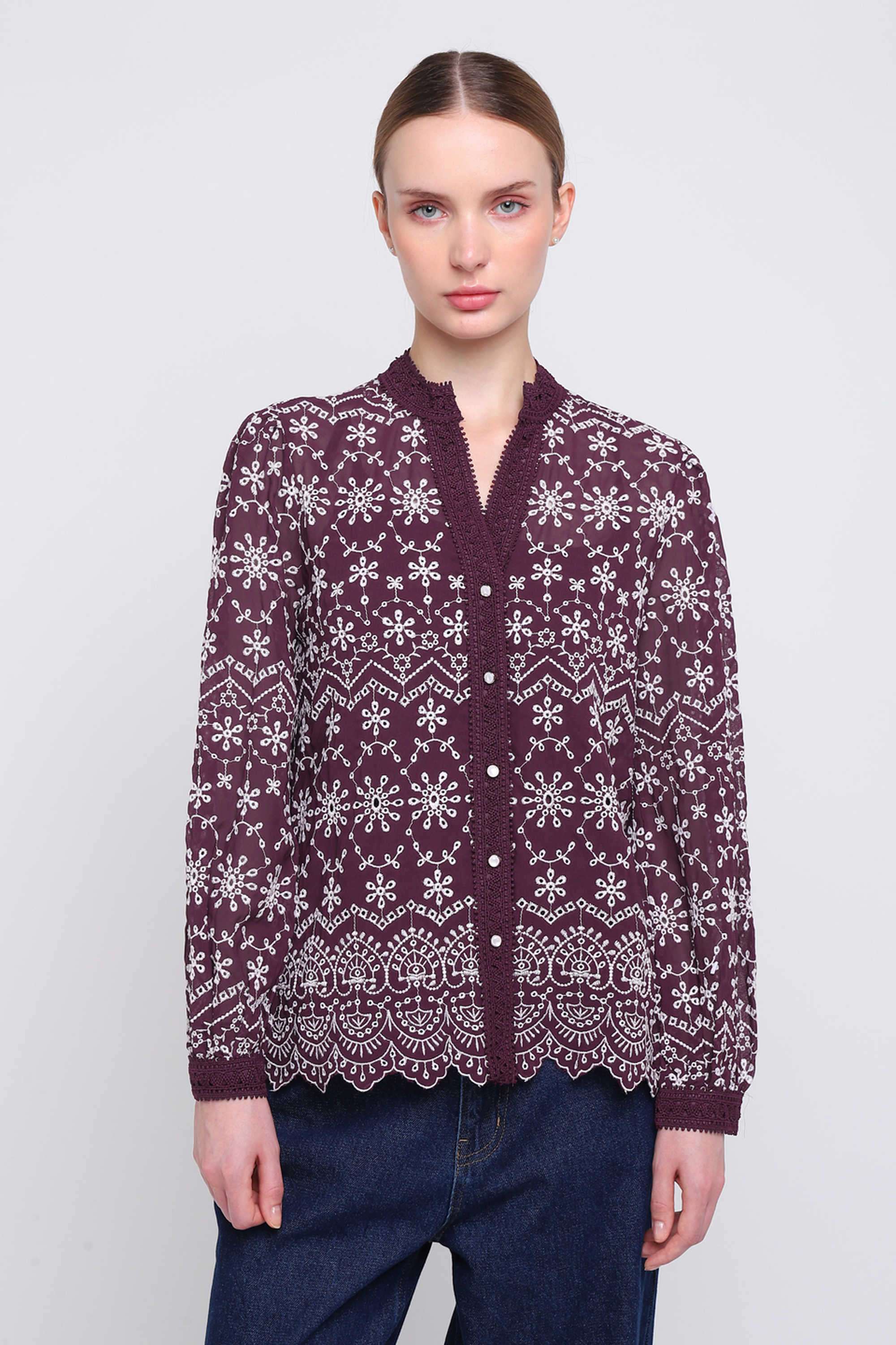 Solid-Georgette-Regular-Fit-Women-s-Top