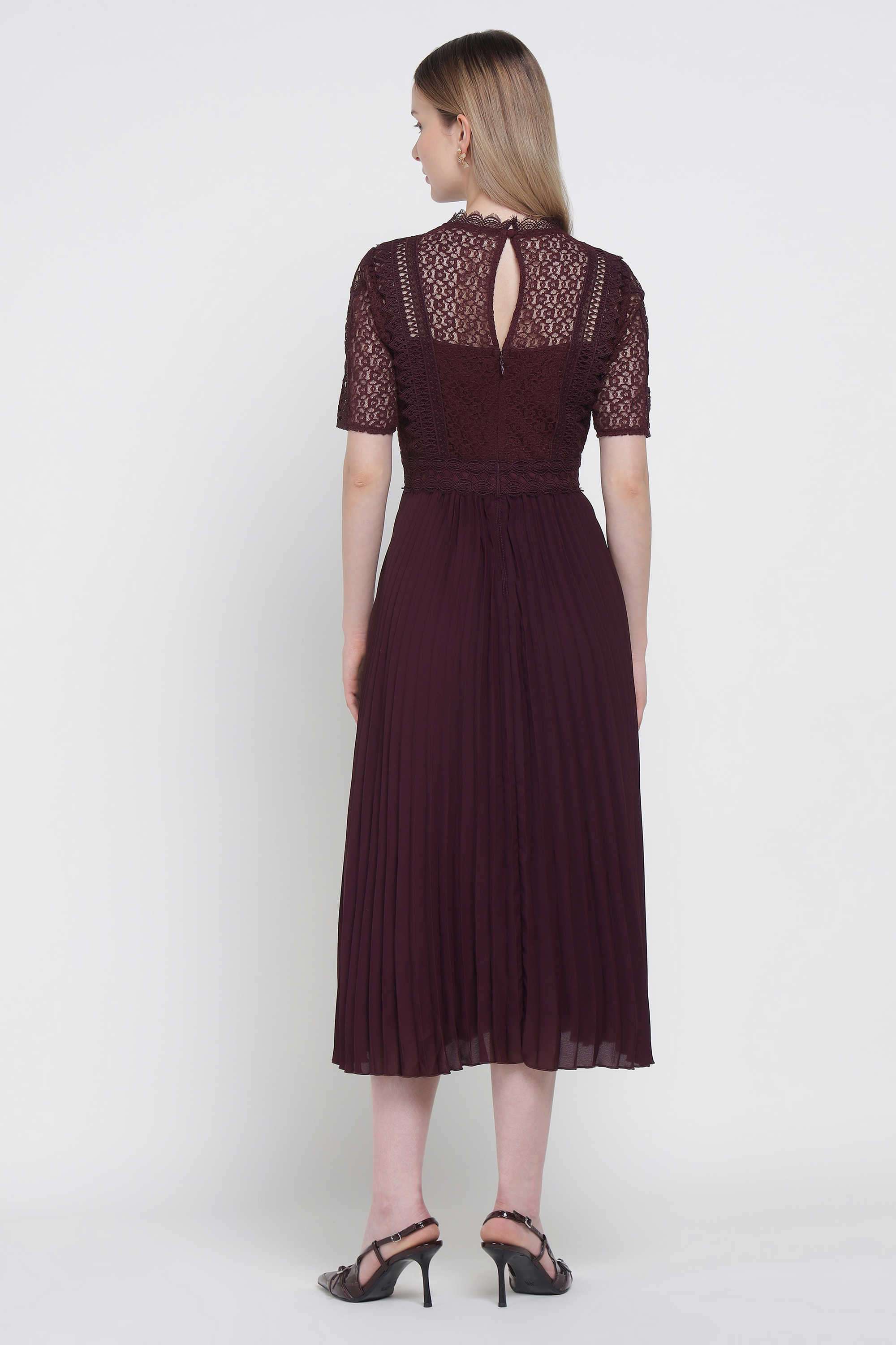 Solid-Polyester-Round-Neck-Women-s-Dress