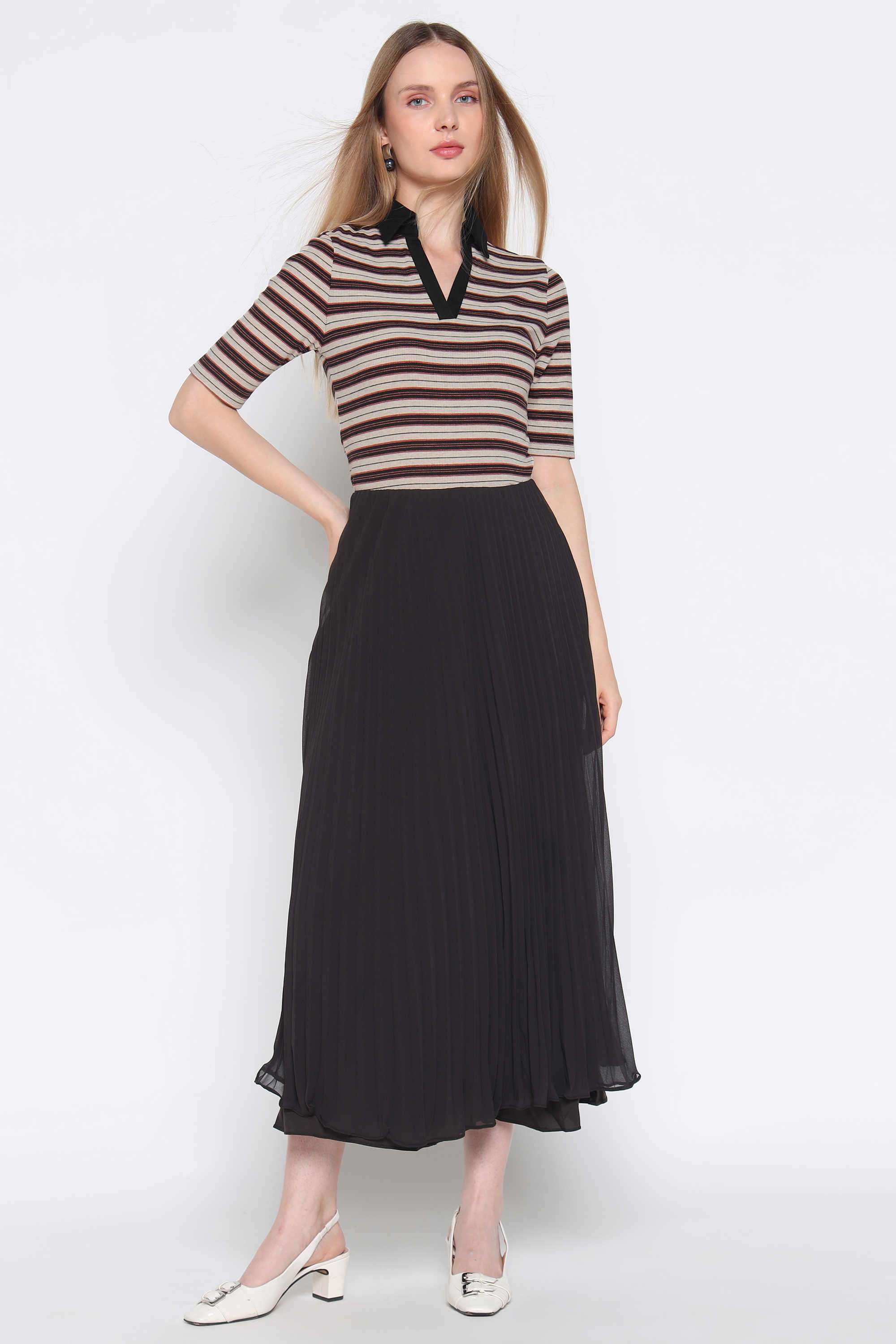 Textured-Collared-Polyester-Women-s-Casual-Wear-Top