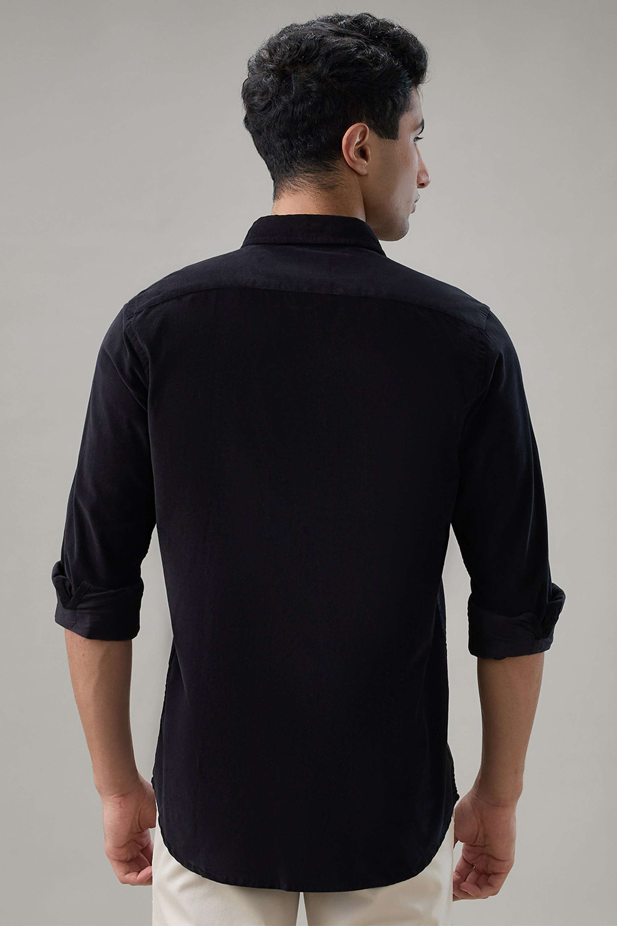 Solid-Cotton-Regular-Fit-Men-s-Casual-Shirt