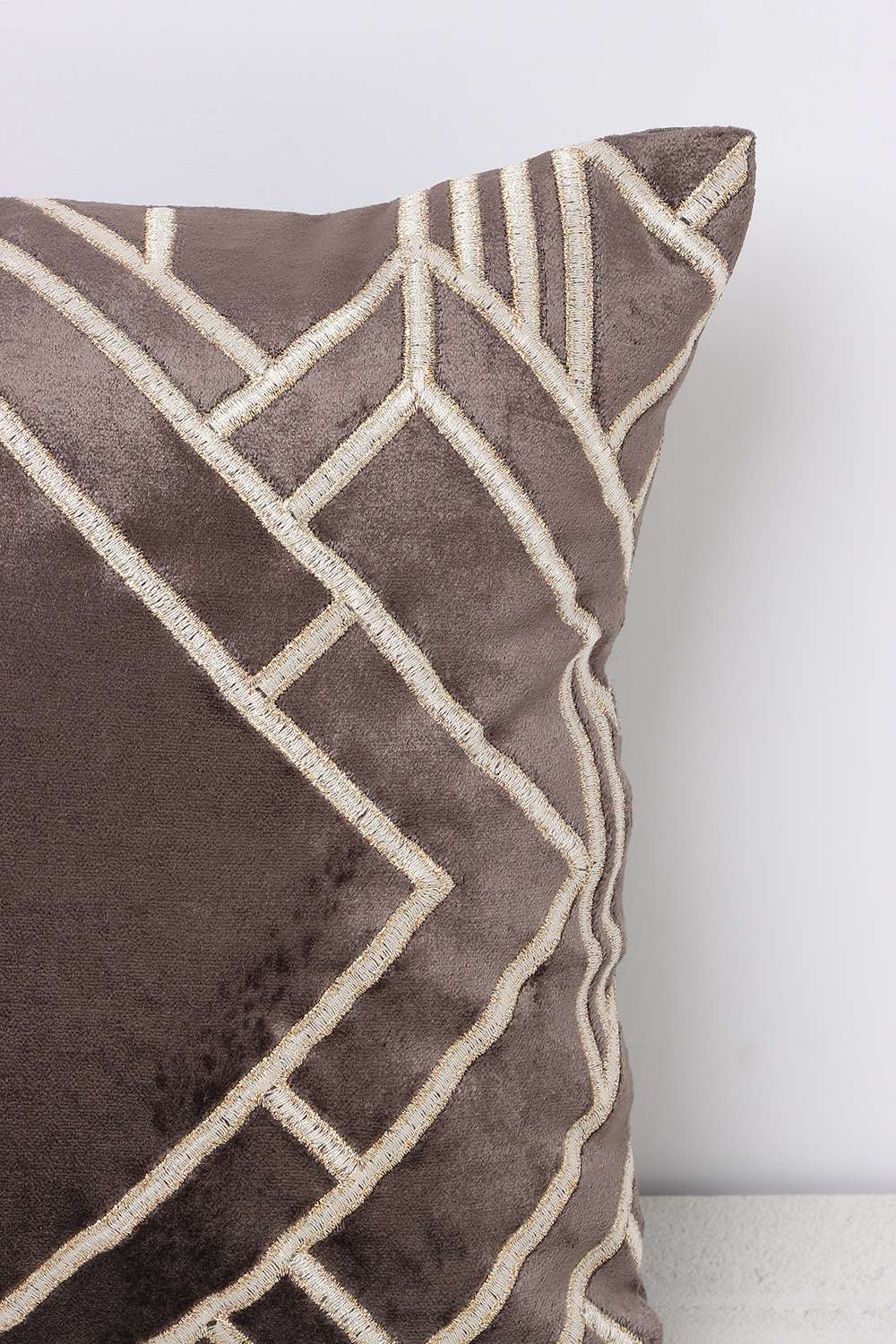 Ml-Deco-Glam-Lrge-Geo-Taupe-Cushion-Cover-30X30Cm