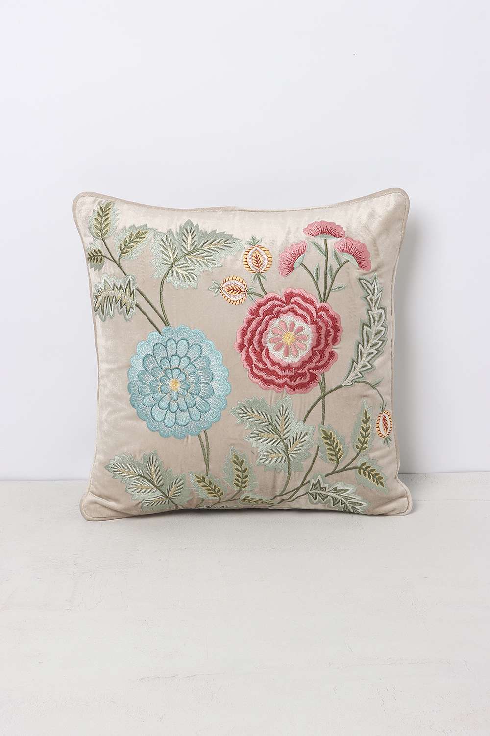 Po-Meadow-Mist-Velvet-Floral-40x40-Cushion-Cover