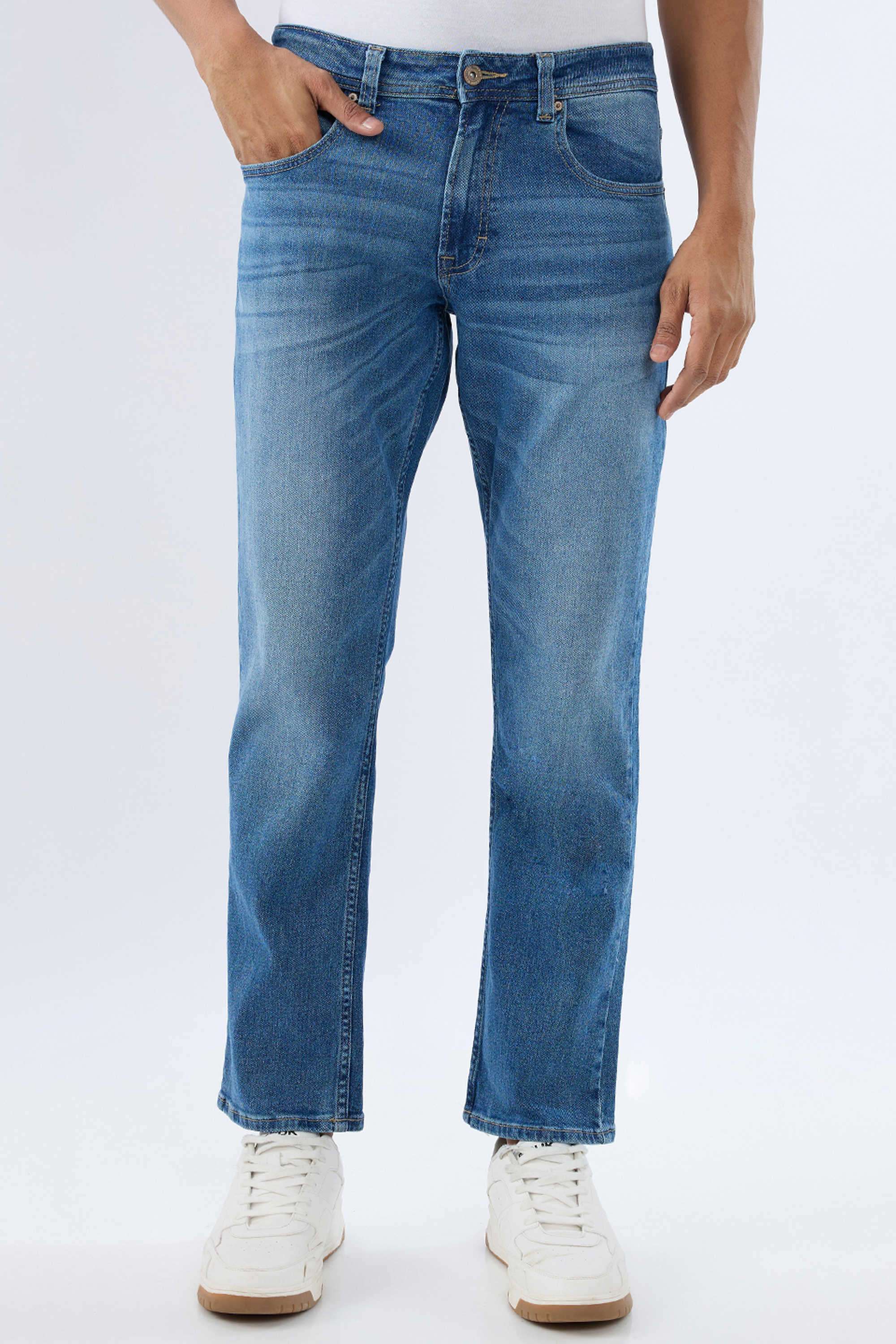 Light-Wash-Cotton-Relaxed-Fit-Men-Jeans