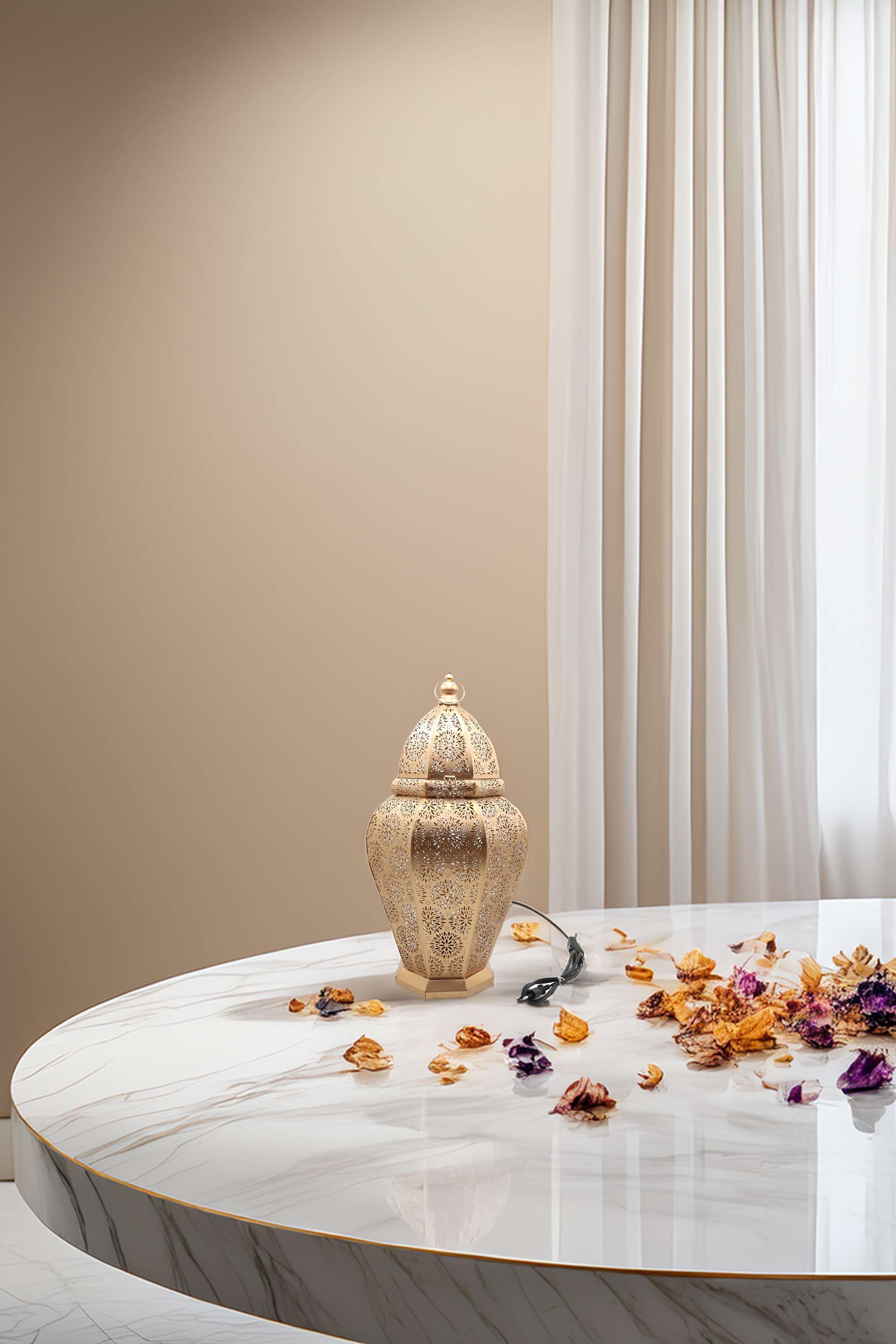 Eleora-Metal-Cutwork-Urn-&-Lamp-43-cm