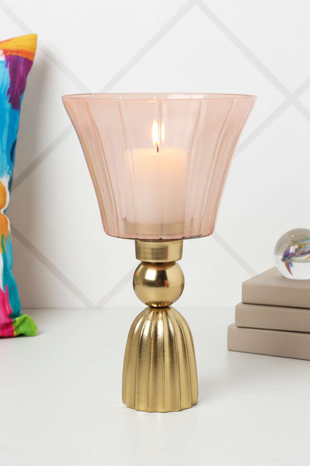 Amora-Glass-Ribbed-Hurricane-46-cm