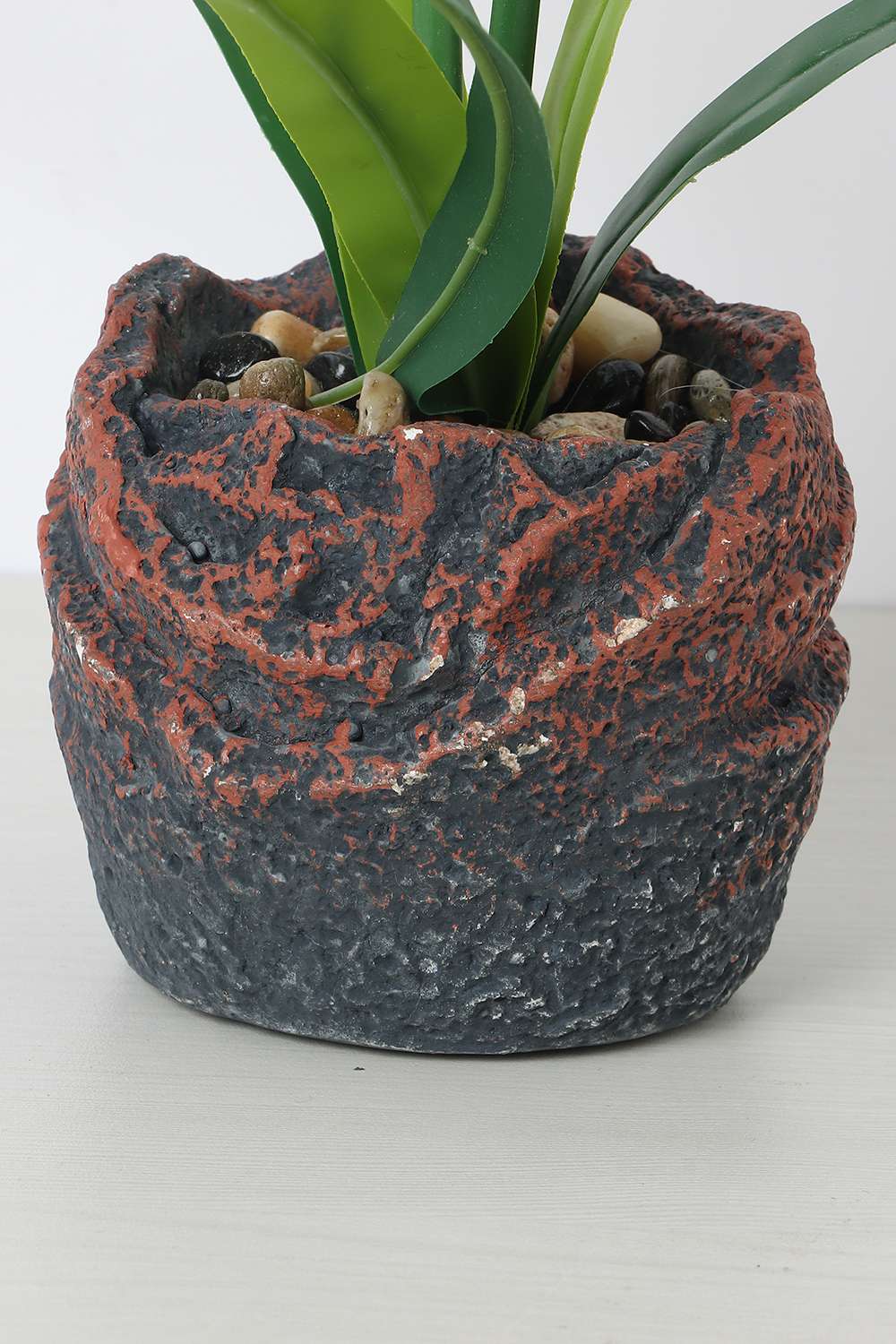 Noir-Wild-Potted-Flower-40-cm