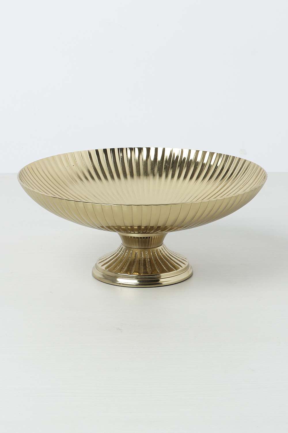 Amora-Metal-Platter-On-Stand-Gld-25-cm